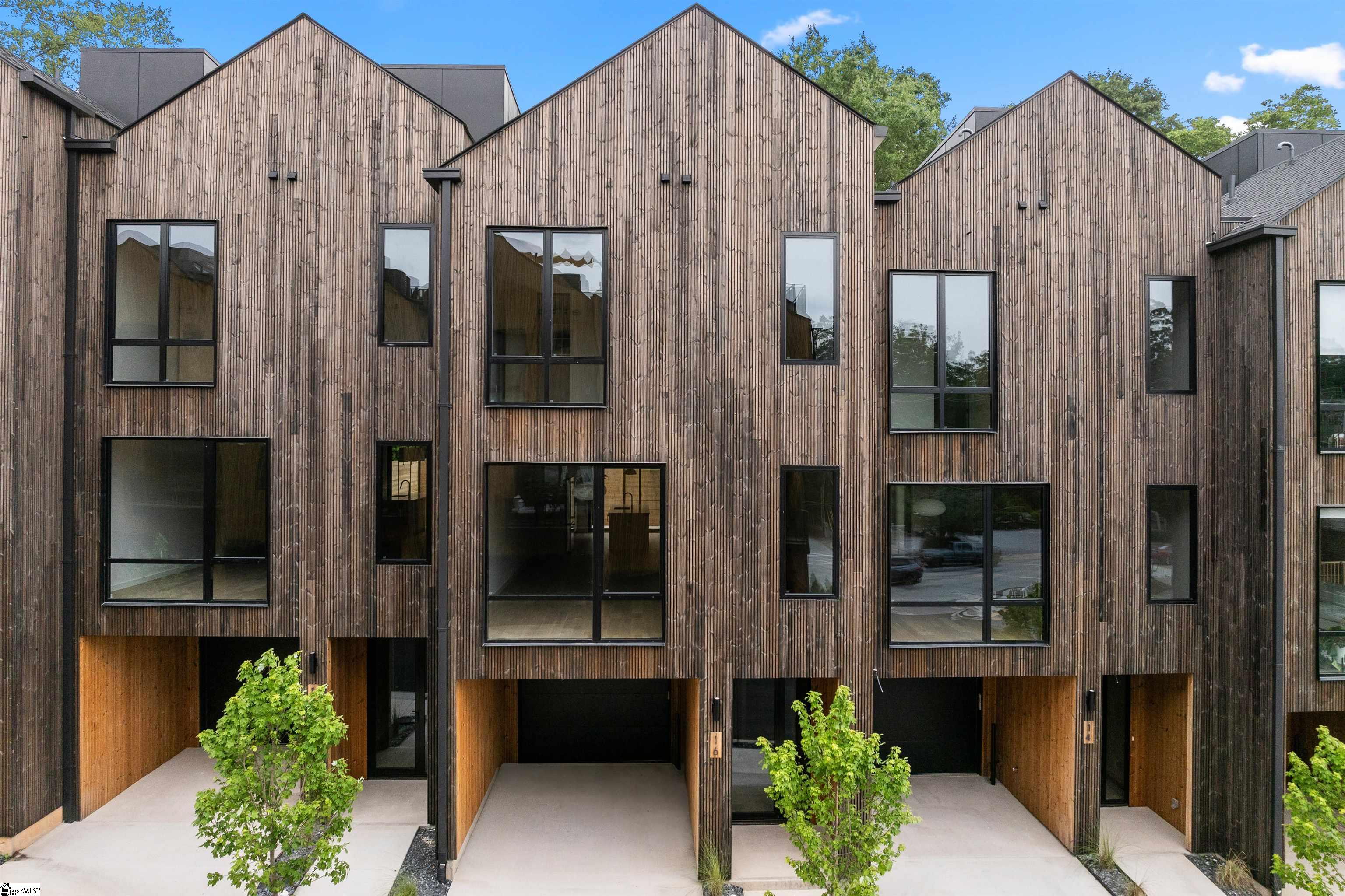 16 Nordic Lane Greenville, SC 29609