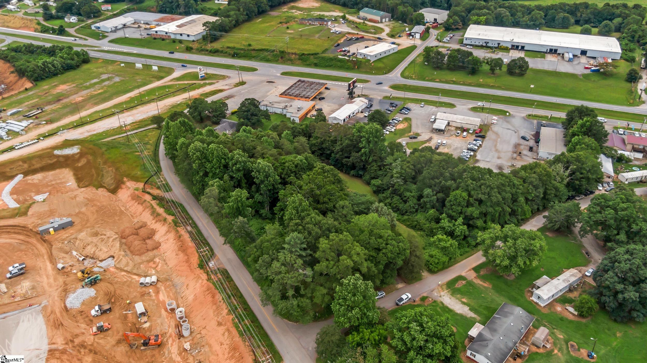 144 Evelyn Road Easley, SC 29640