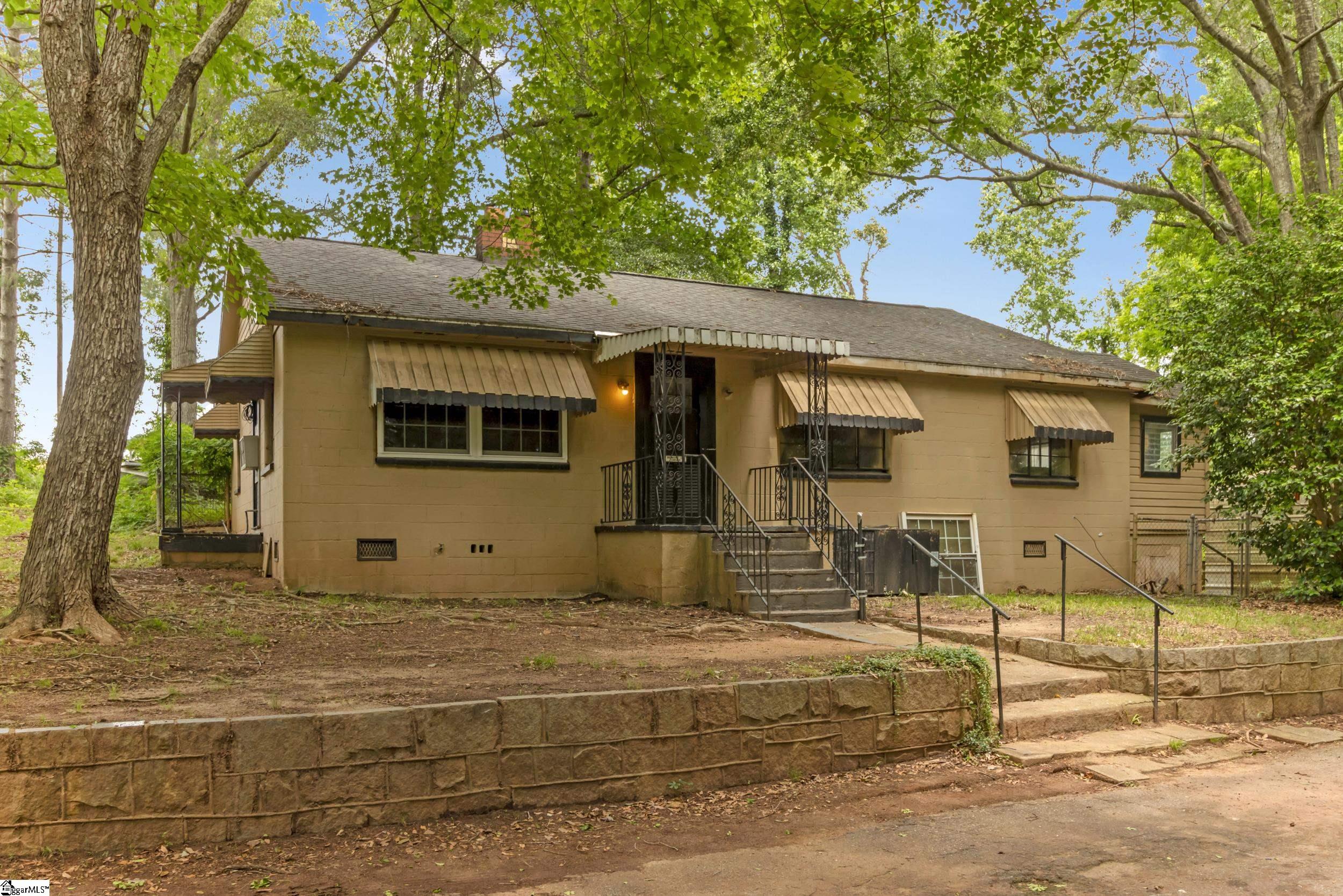 144 Evelyn Road Easley, SC 29640