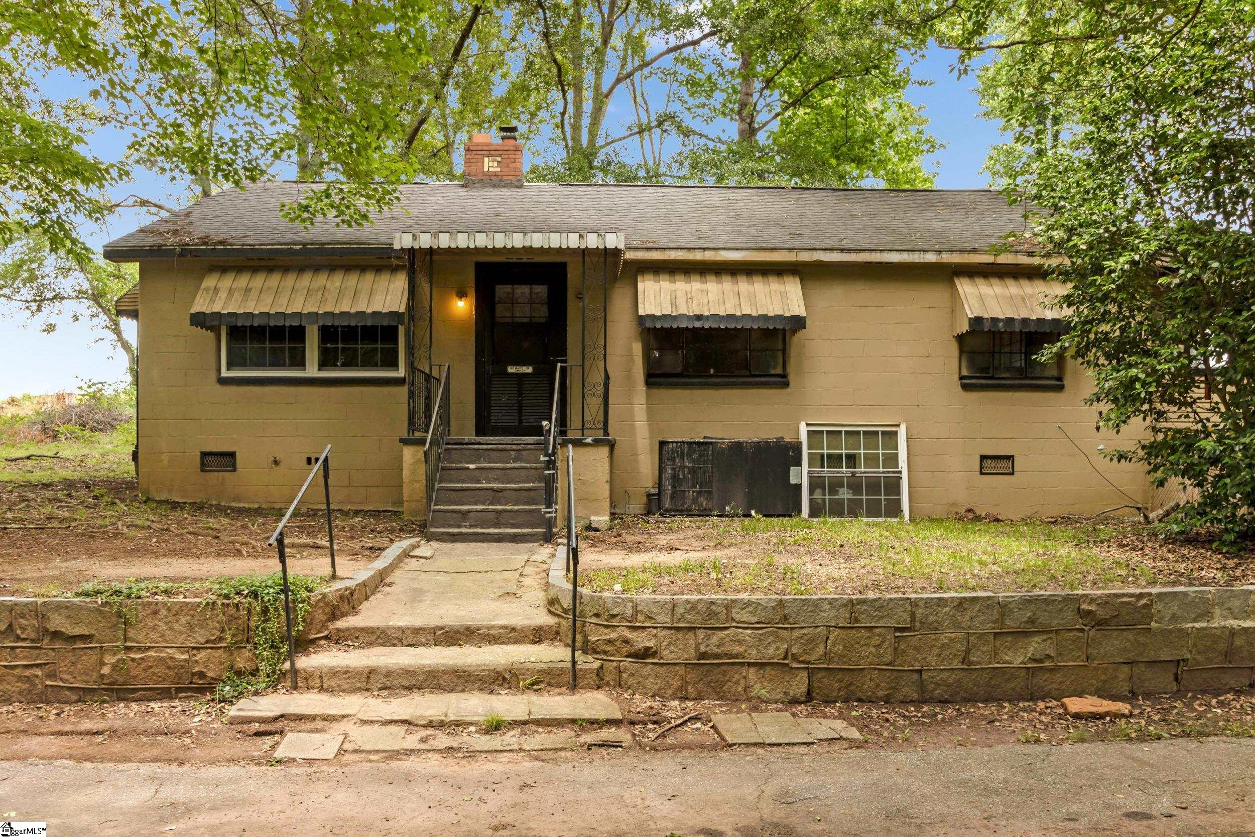 144 Evelyn Road Easley, SC 29640