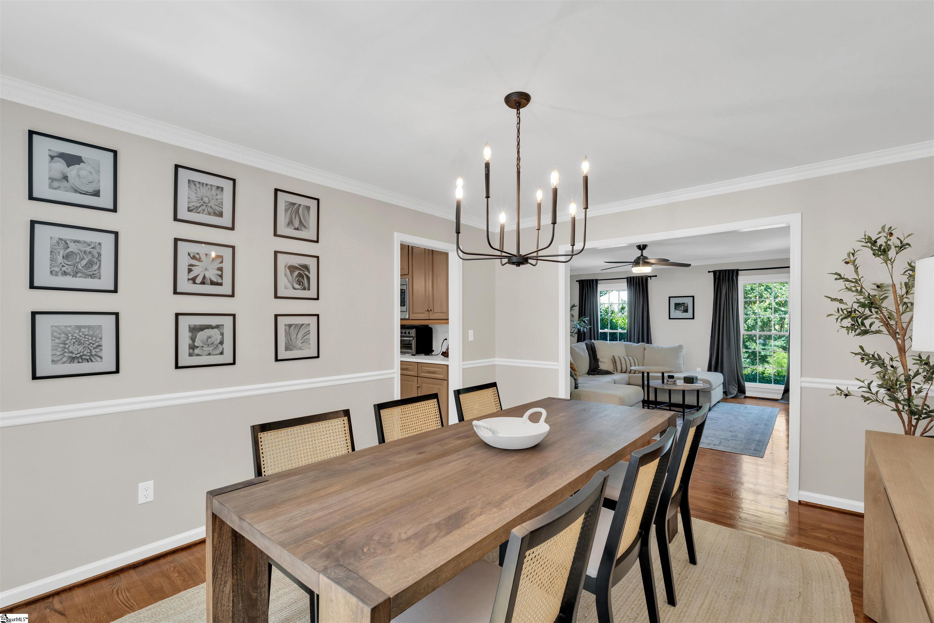 48 Oak Crest Court Greenville, SC 29605