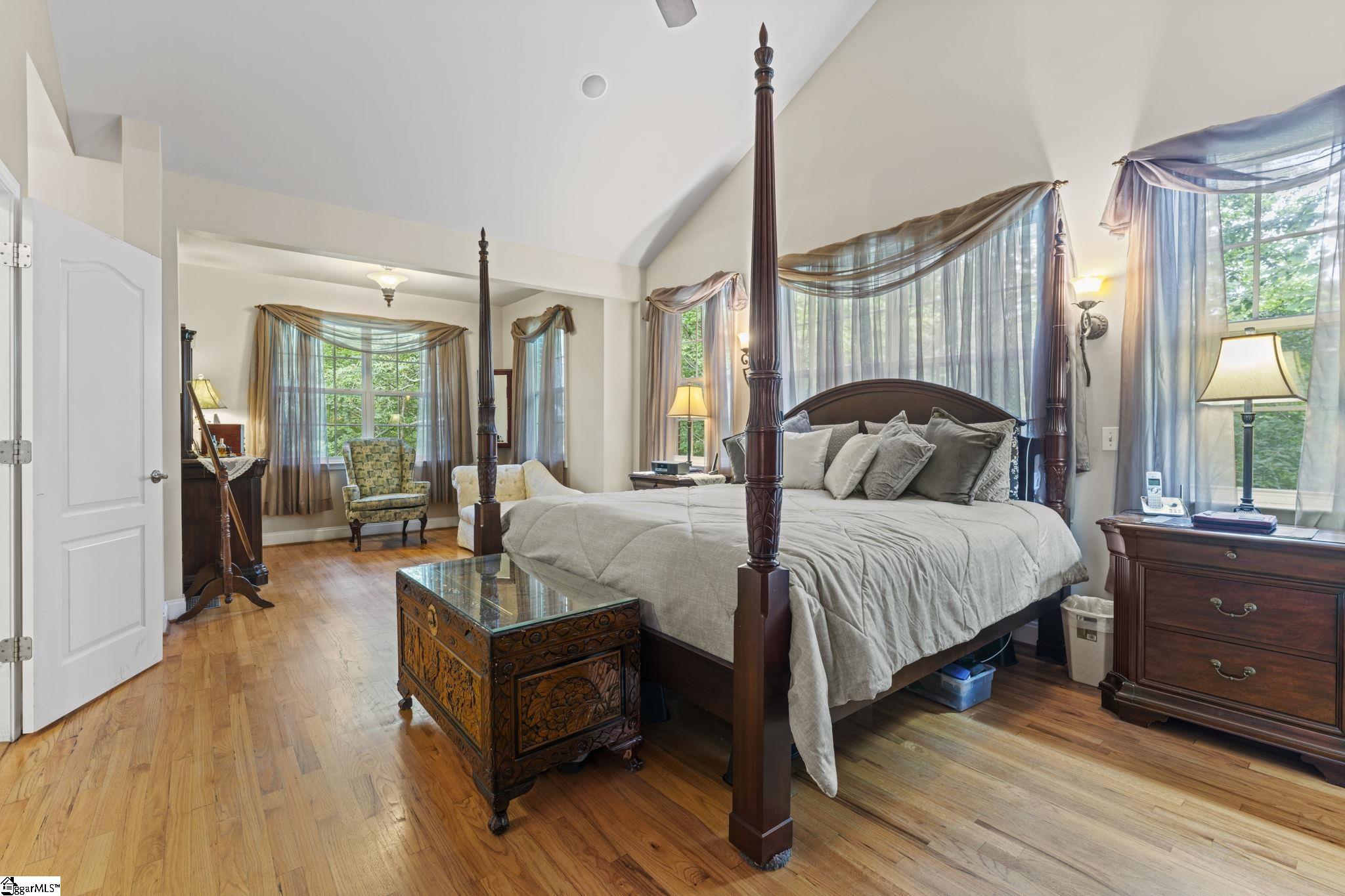100 Paris Glen Way Greenville, SC 29609