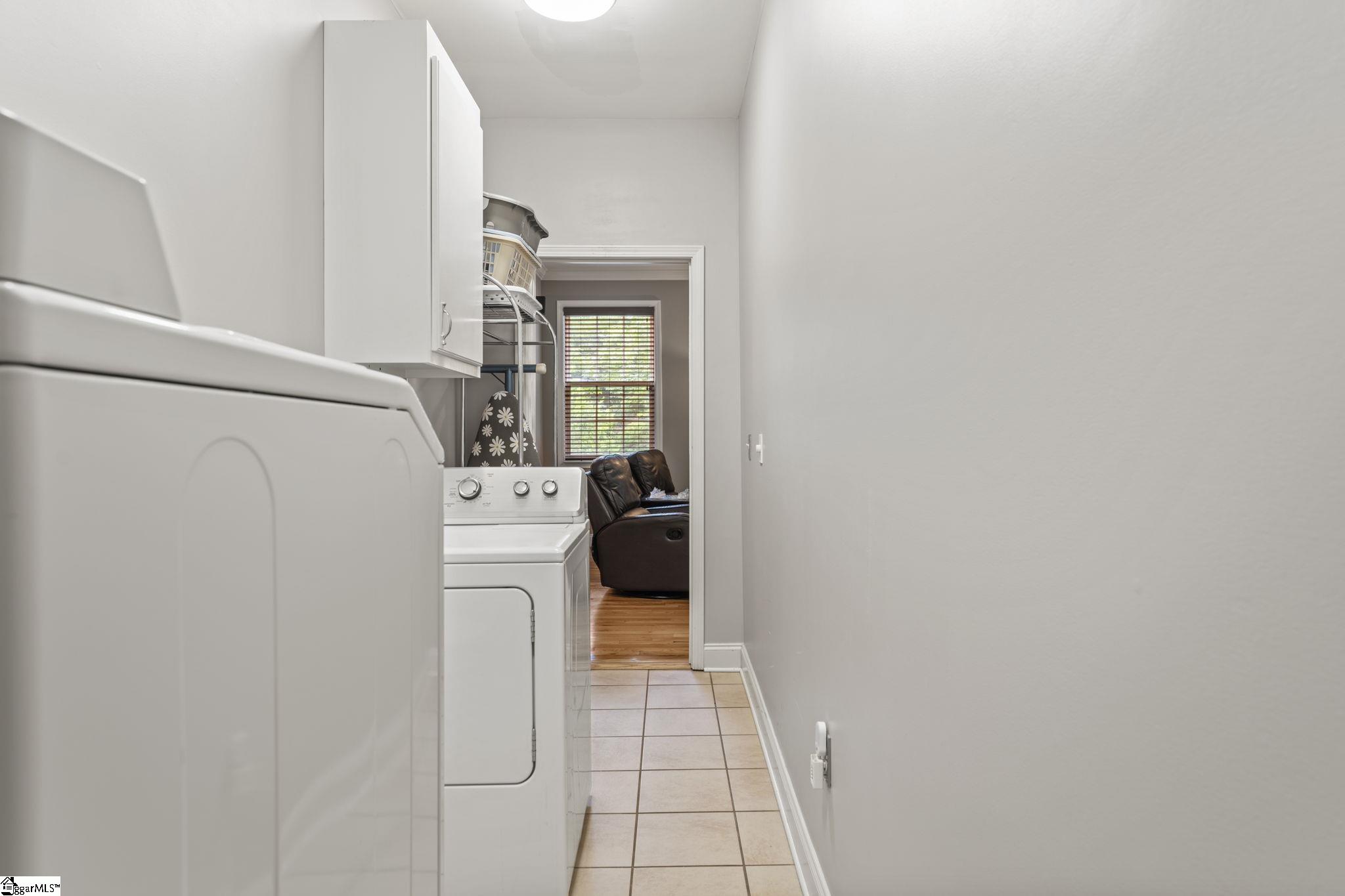 100 Paris Glen Way Greenville, SC 29609