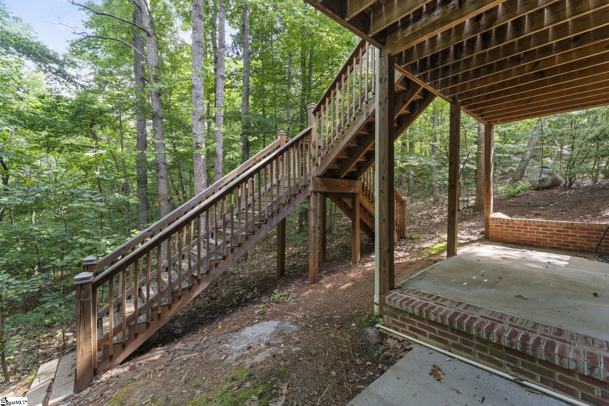 100 Paris Glen Way Greenville, SC 29609