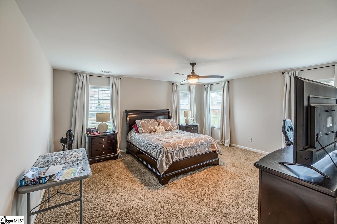 208 Castleton Circle Boiling Springs, SC 29316