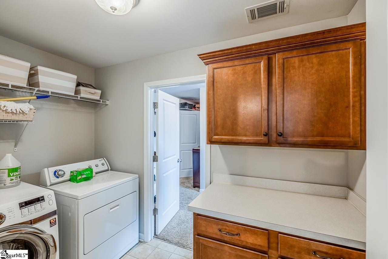 208 Castleton Circle Boiling Springs, SC 29316