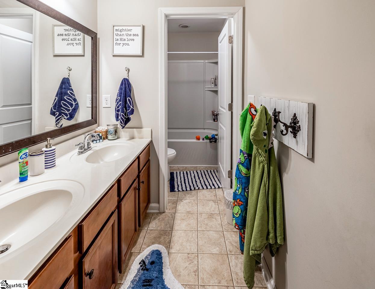 208 Castleton Circle Boiling Springs, SC 29316