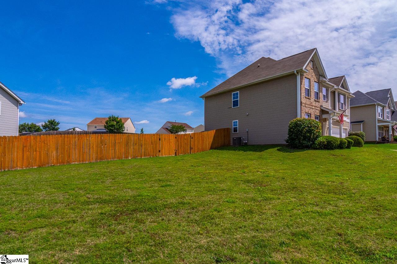 208 Castleton Circle Boiling Springs, SC 29316