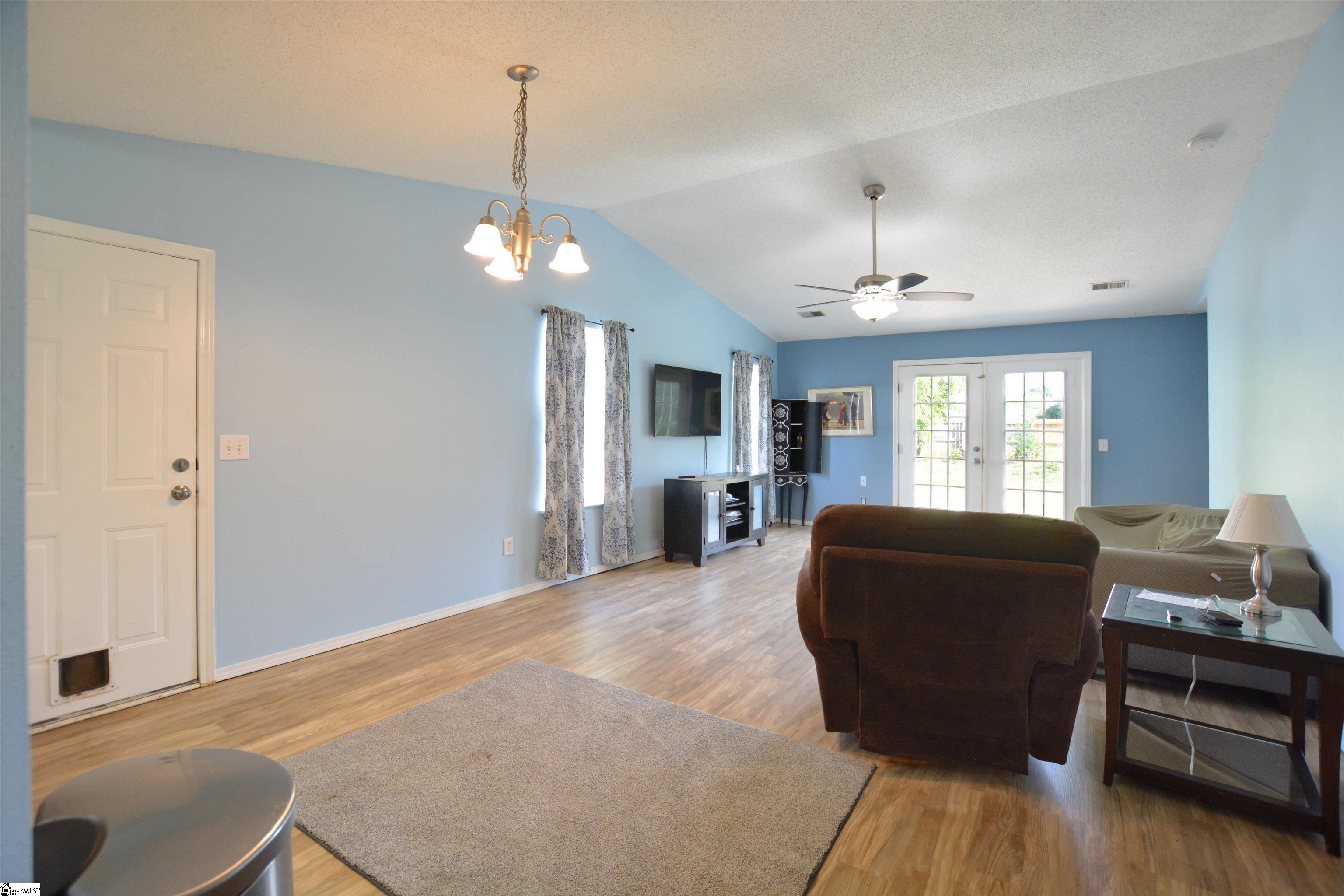 7 Pasture Place Simpsonville, SC 29681