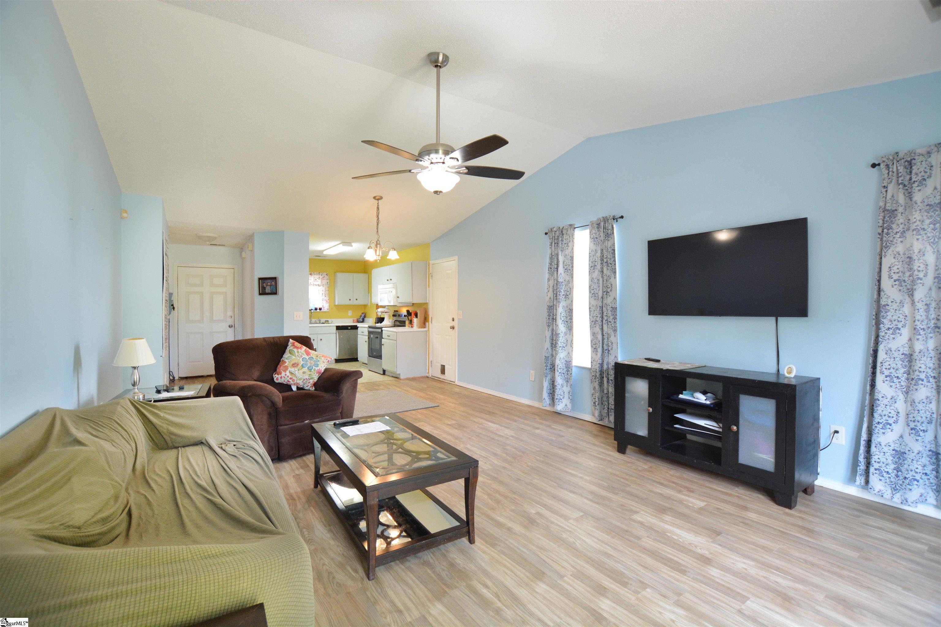 7 Pasture Place Simpsonville, SC 29681