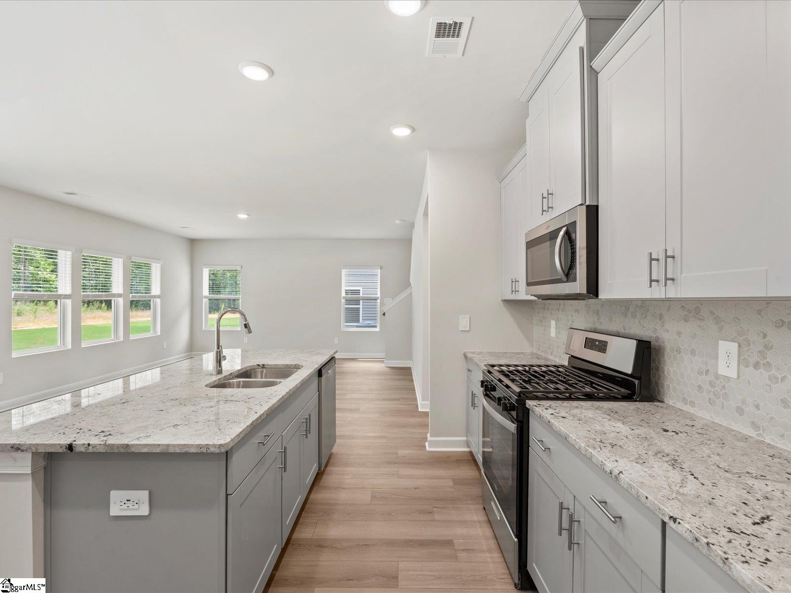 232 Merriweather Way Spartanburg, SC 29302