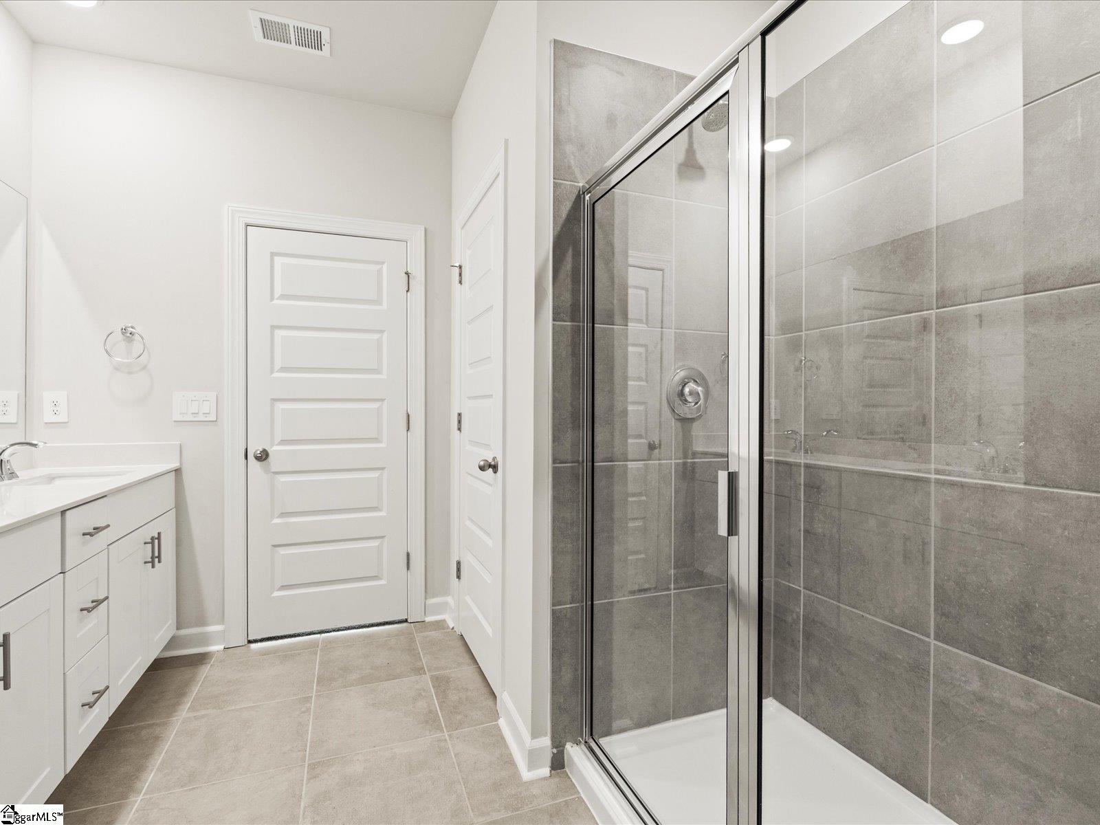 235 Merriweather Way Spartanburg, SC 29302
