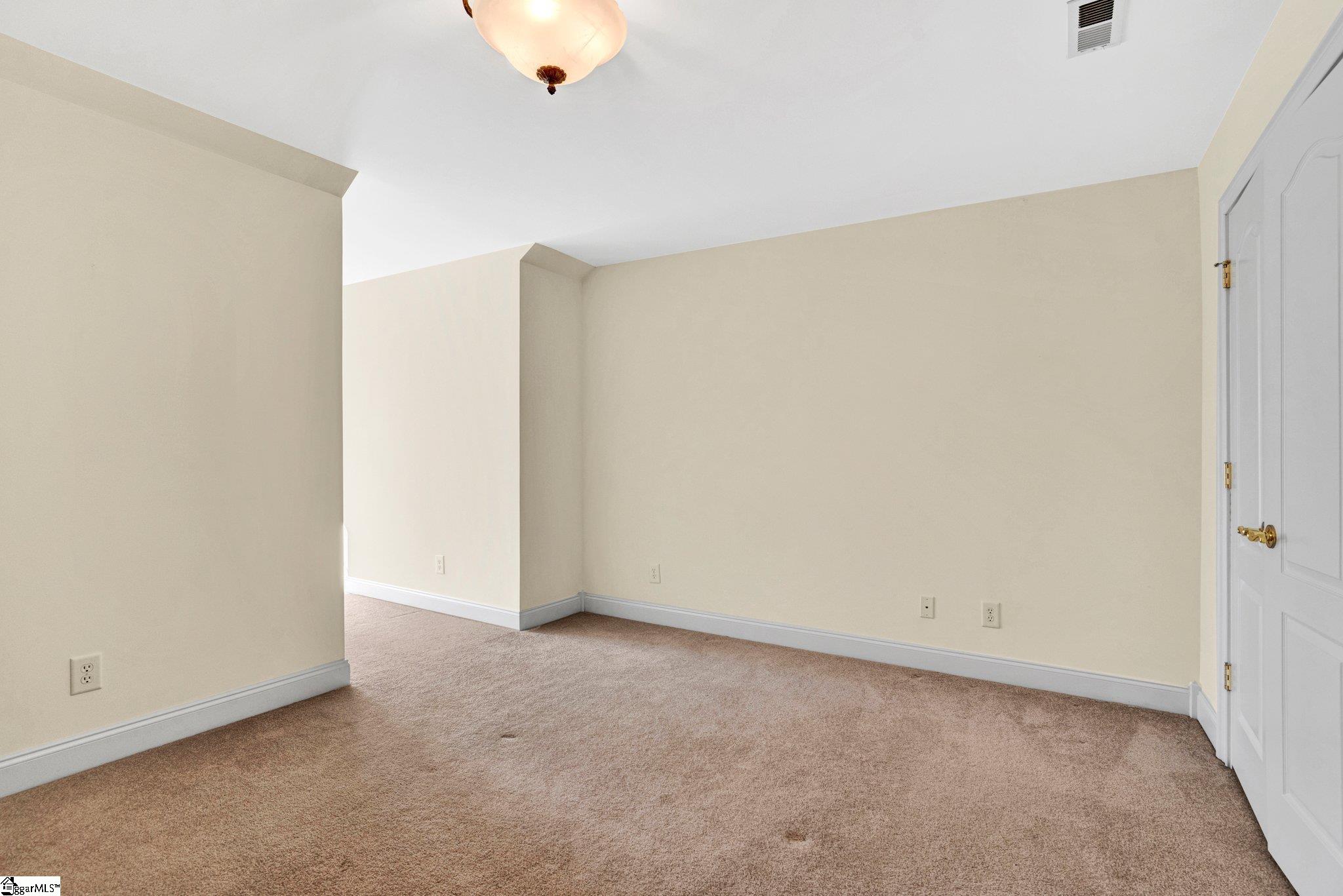 10 Laurelcrest Lane Travelers Rest, SC 29690-8188
