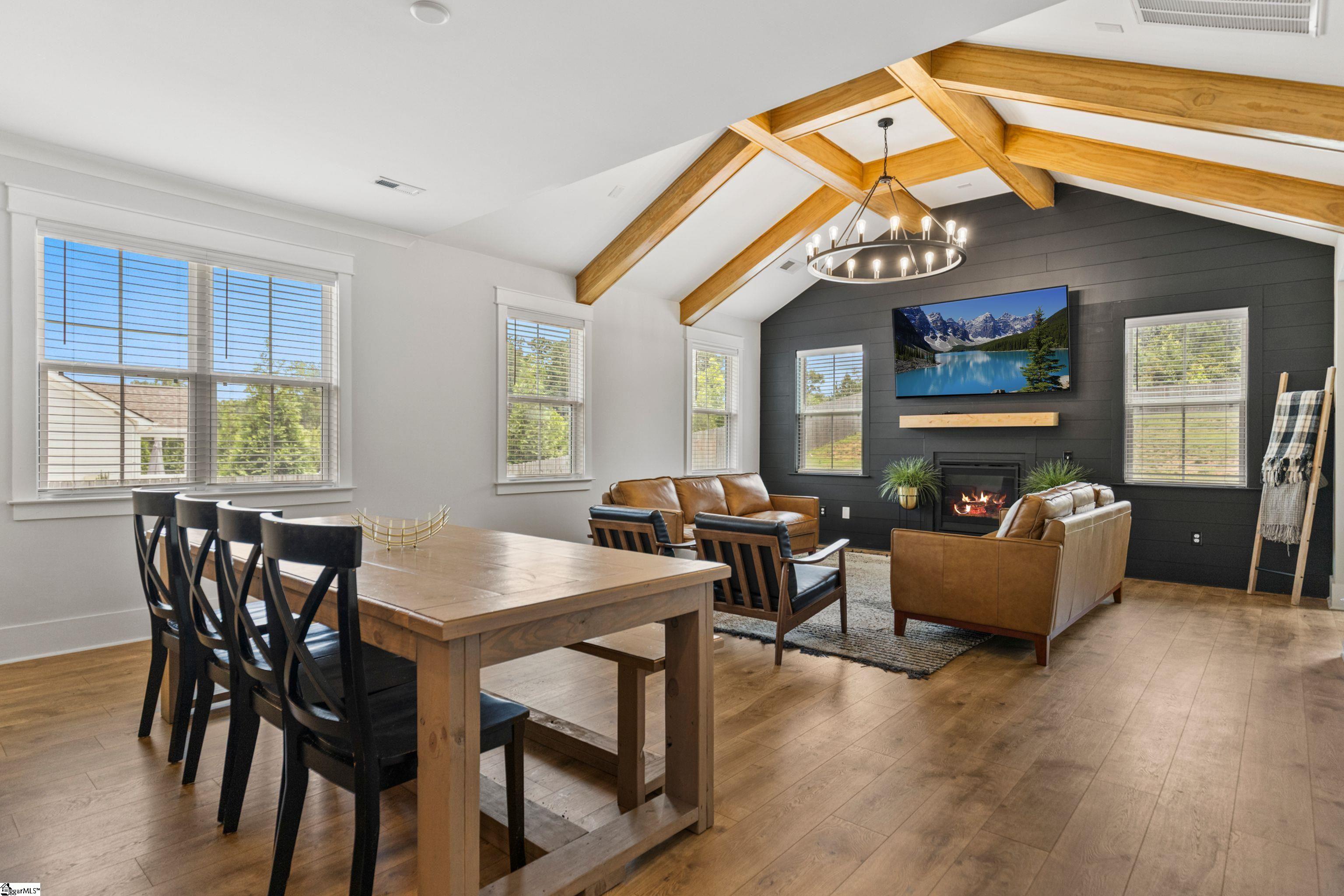 218 Deerview Trail Simpsonville, SC 29680