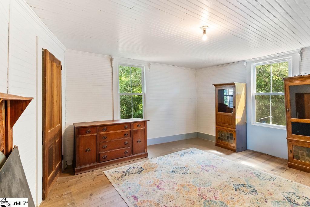 2115 Price House Road Woodruff, SC 29388
