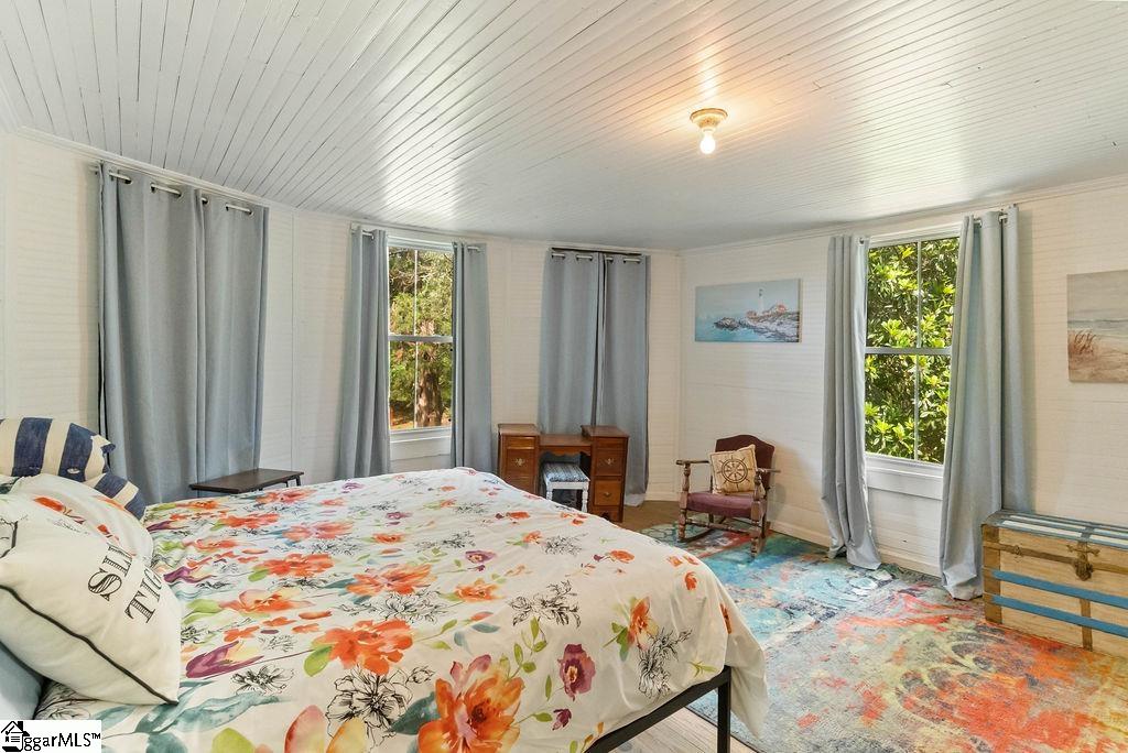 2115 Price House Road Woodruff, SC 29388