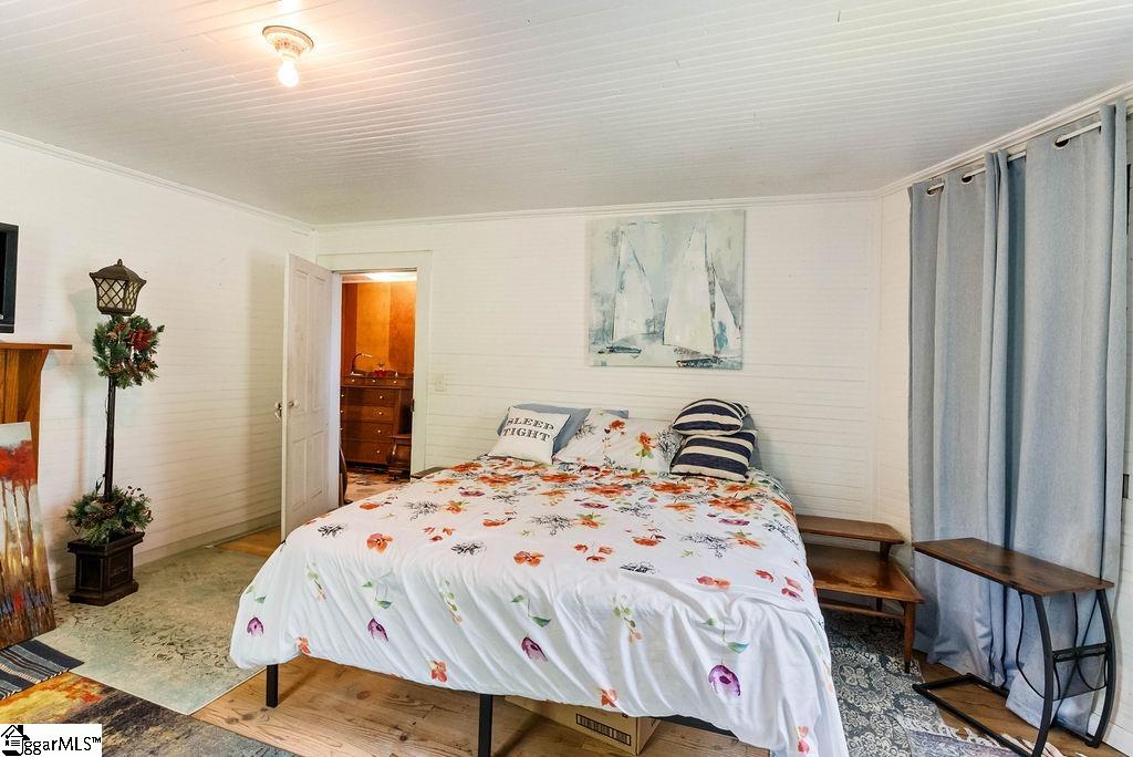 2115 Price House Road Woodruff, SC 29388