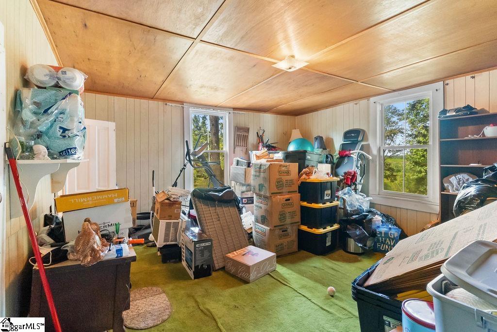 2115 Price House Road Woodruff, SC 29388