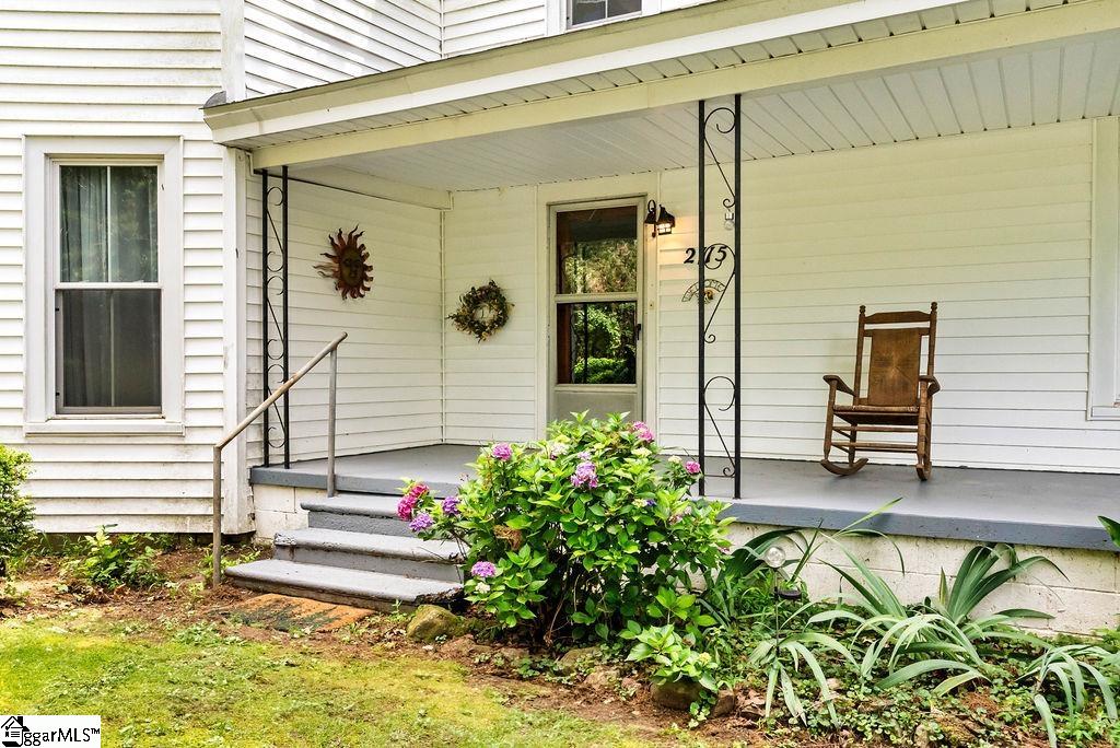 2115 Price House Road Woodruff, SC 29388