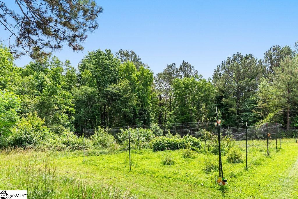 2115 Price House Road Woodruff, SC 29388