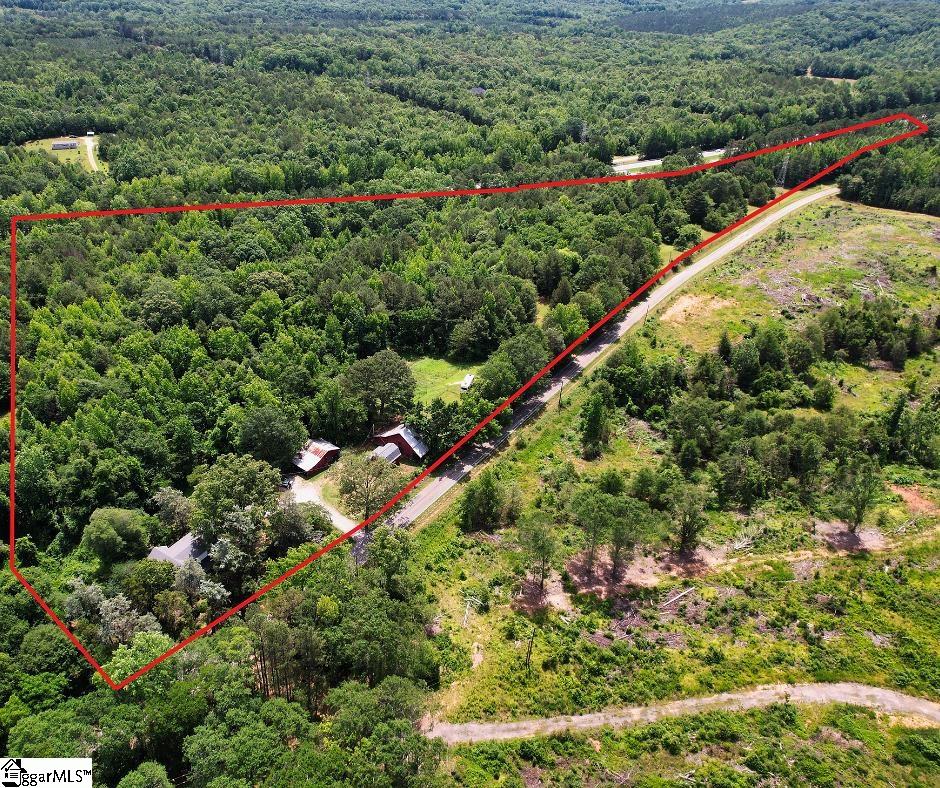2115 Price House Road Woodruff, SC 29388