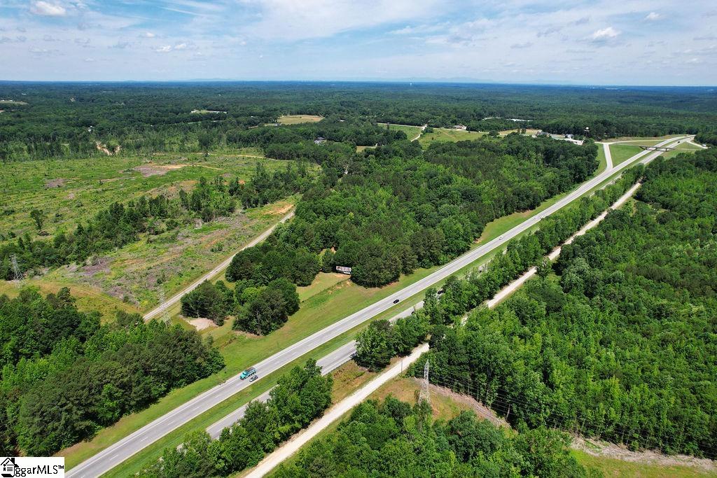 2115 Price House Road Woodruff, SC 29388