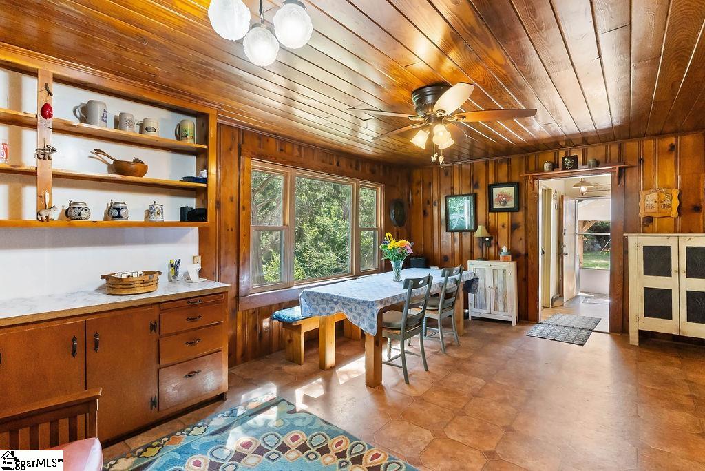 2115 Price House Road Woodruff, SC 29388