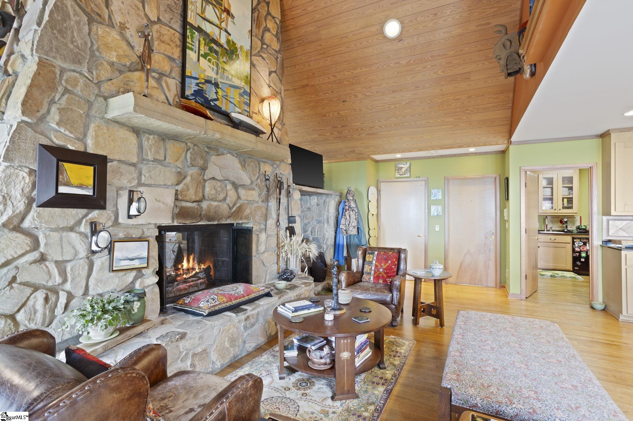 902 Altamont Road Greenville, SC 29609