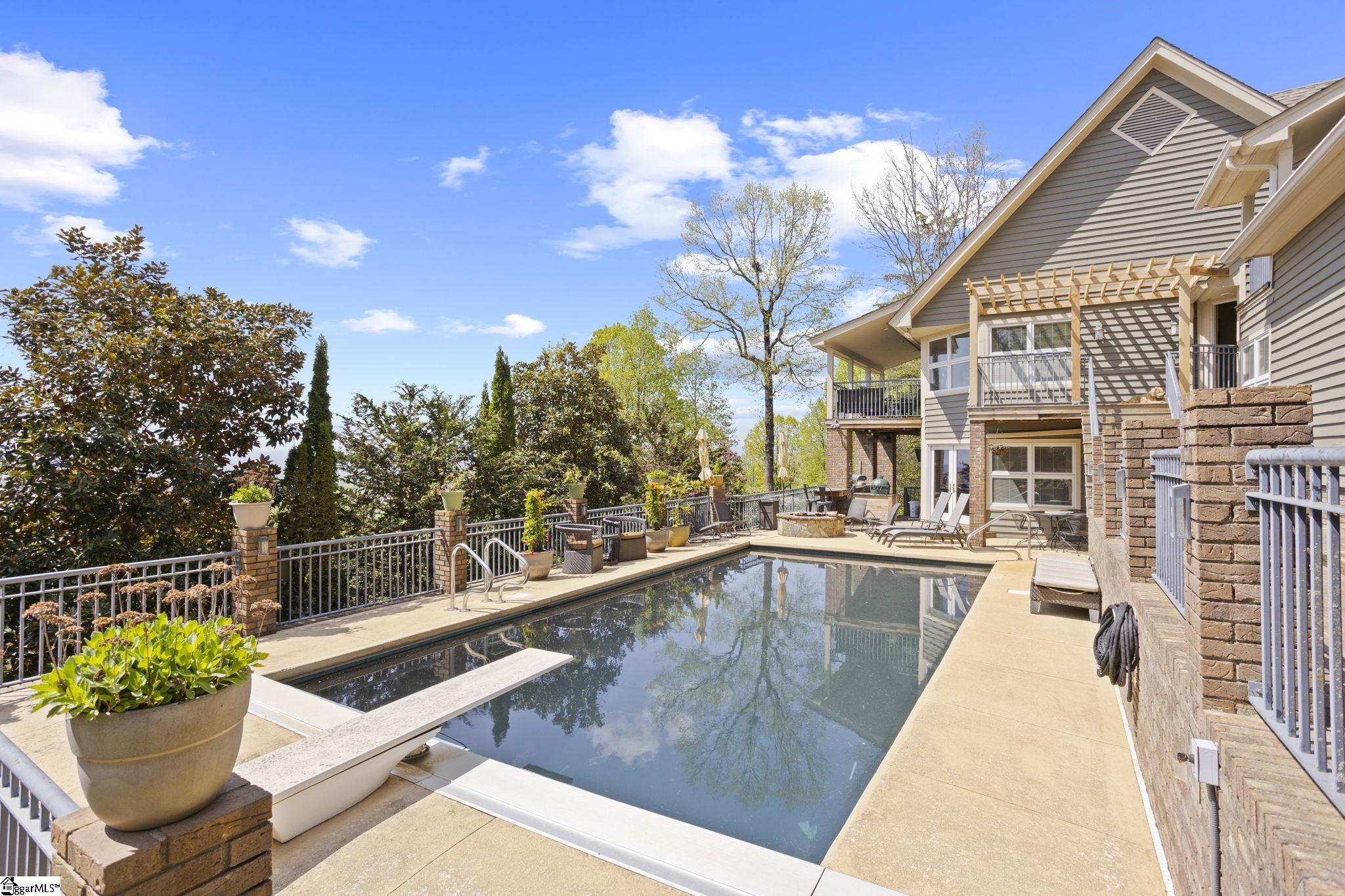 902 Altamont Road Greenville, SC 29609
