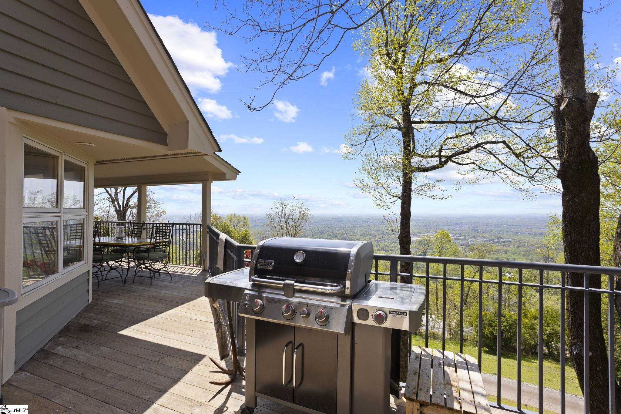 902 Altamont Road Greenville, SC 29609