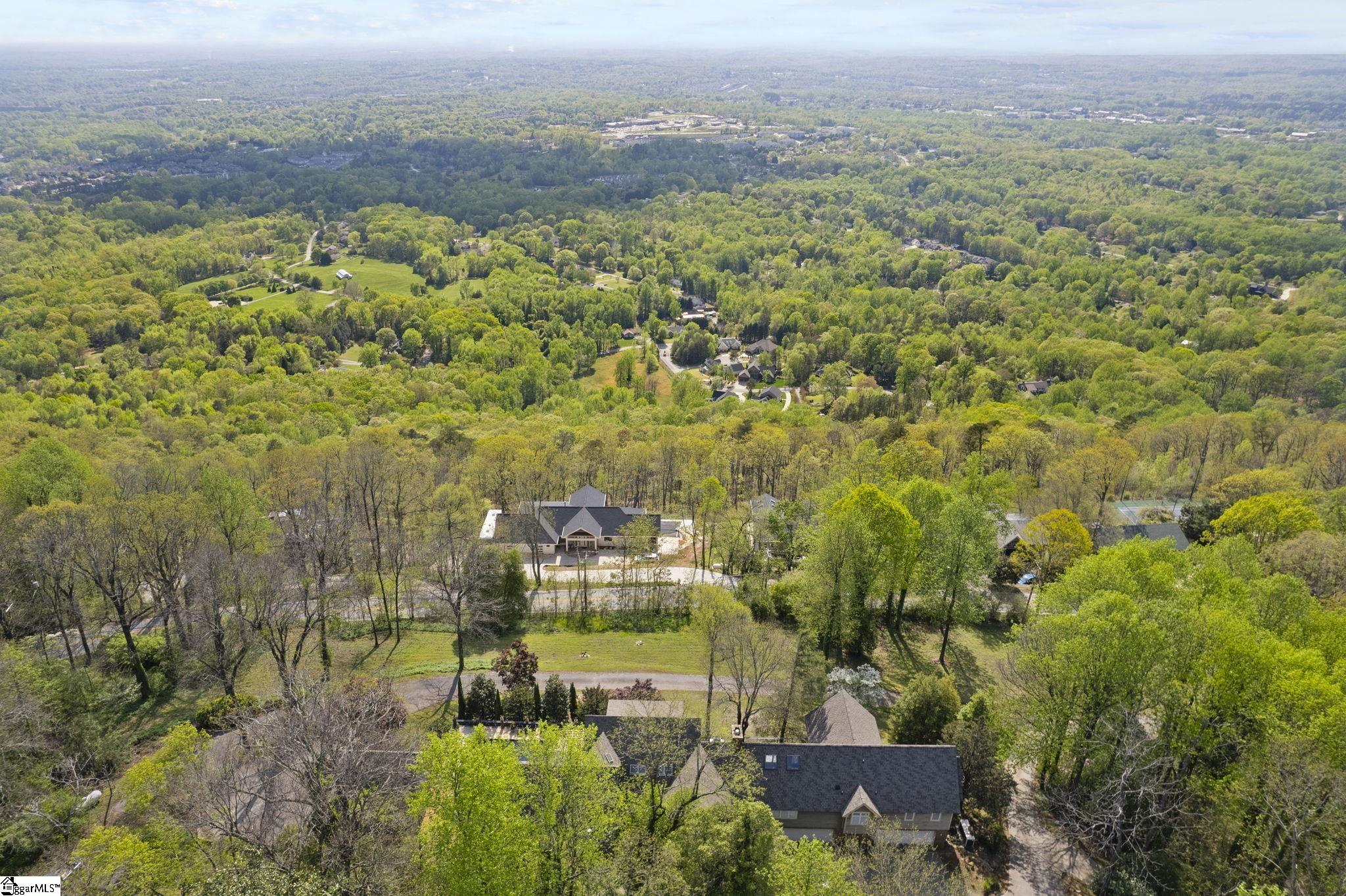 902 Altamont Road Greenville, SC 29609