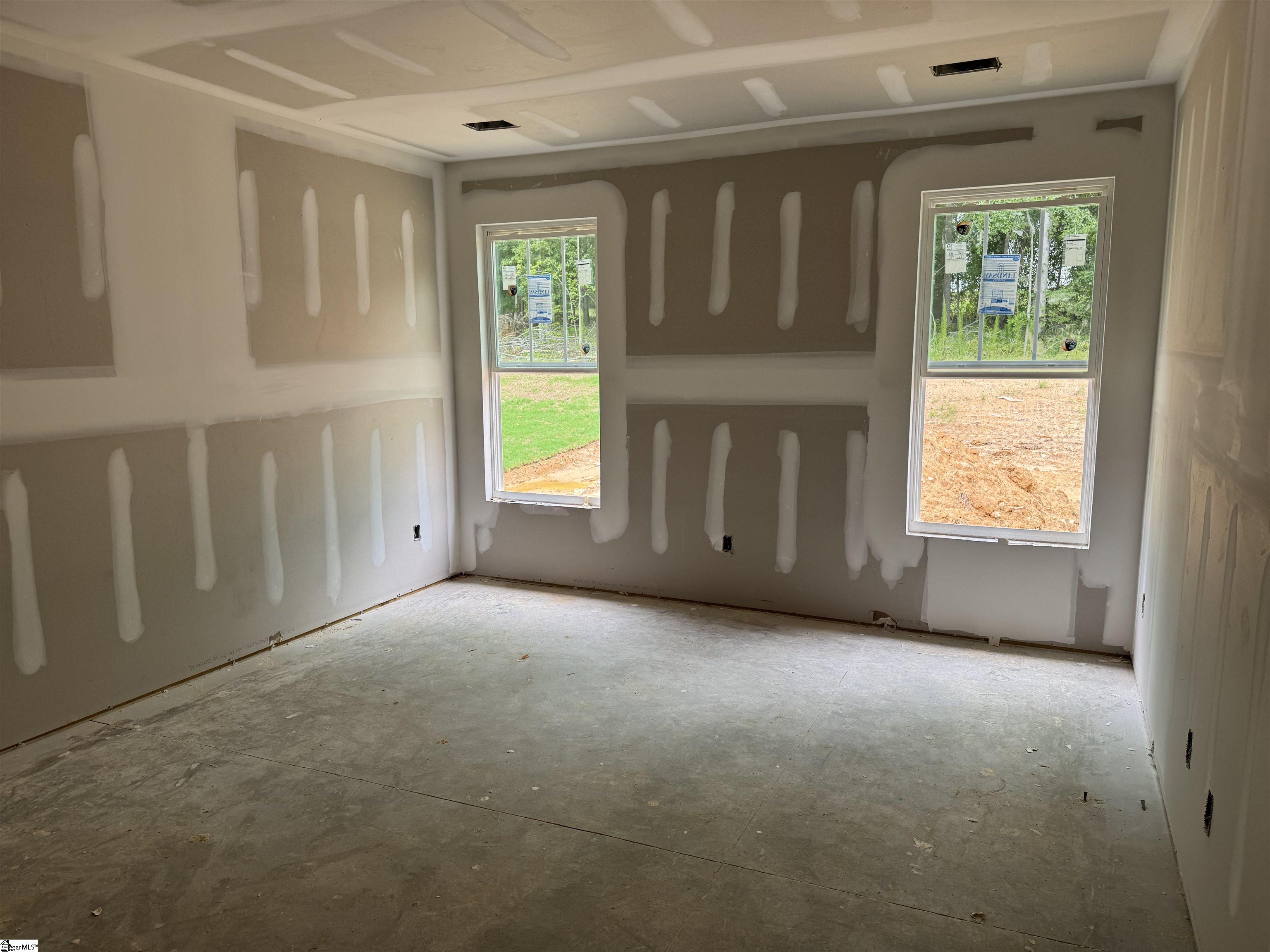 717 Old Magnolia Lane Woodruff, SC 29388