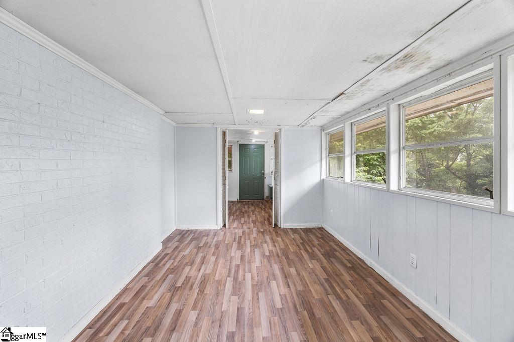 118 Ridgeland Drive Greenville, SC 29601