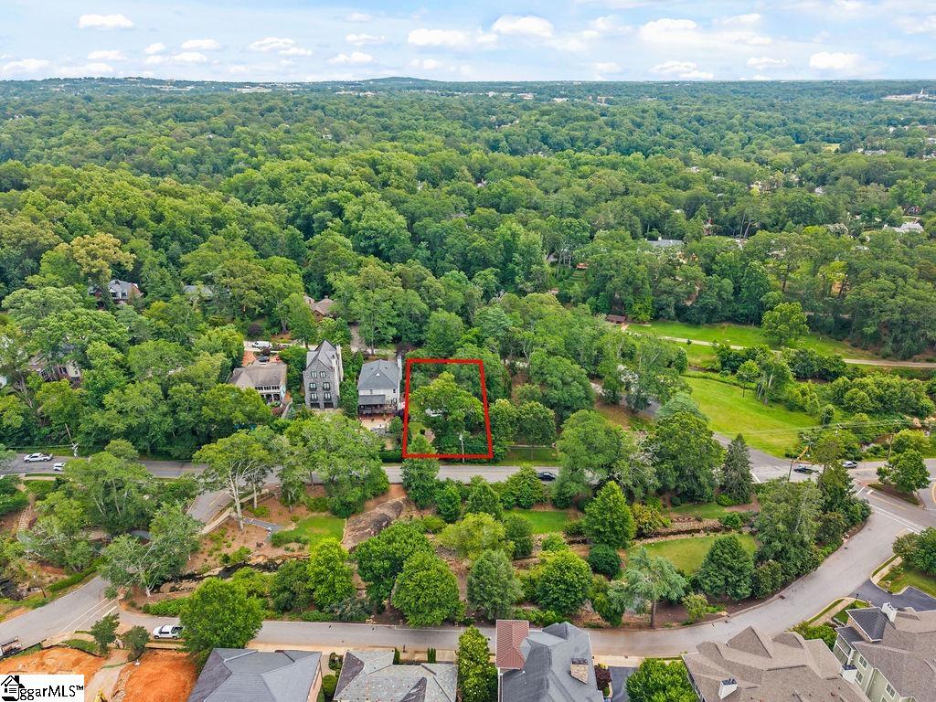 118 Ridgeland Drive Greenville, SC 29601