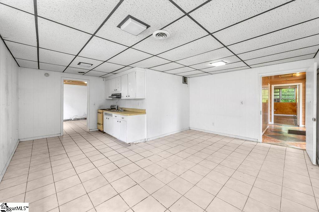 118 Ridgeland Drive Greenville, SC 29601