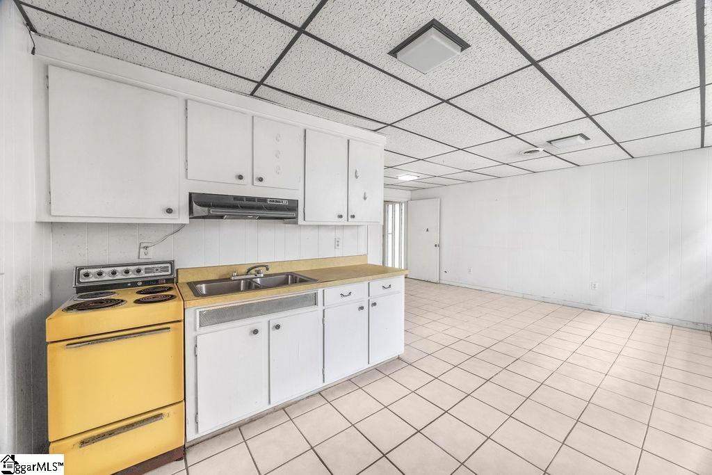 118 Ridgeland Drive Greenville, SC 29601
