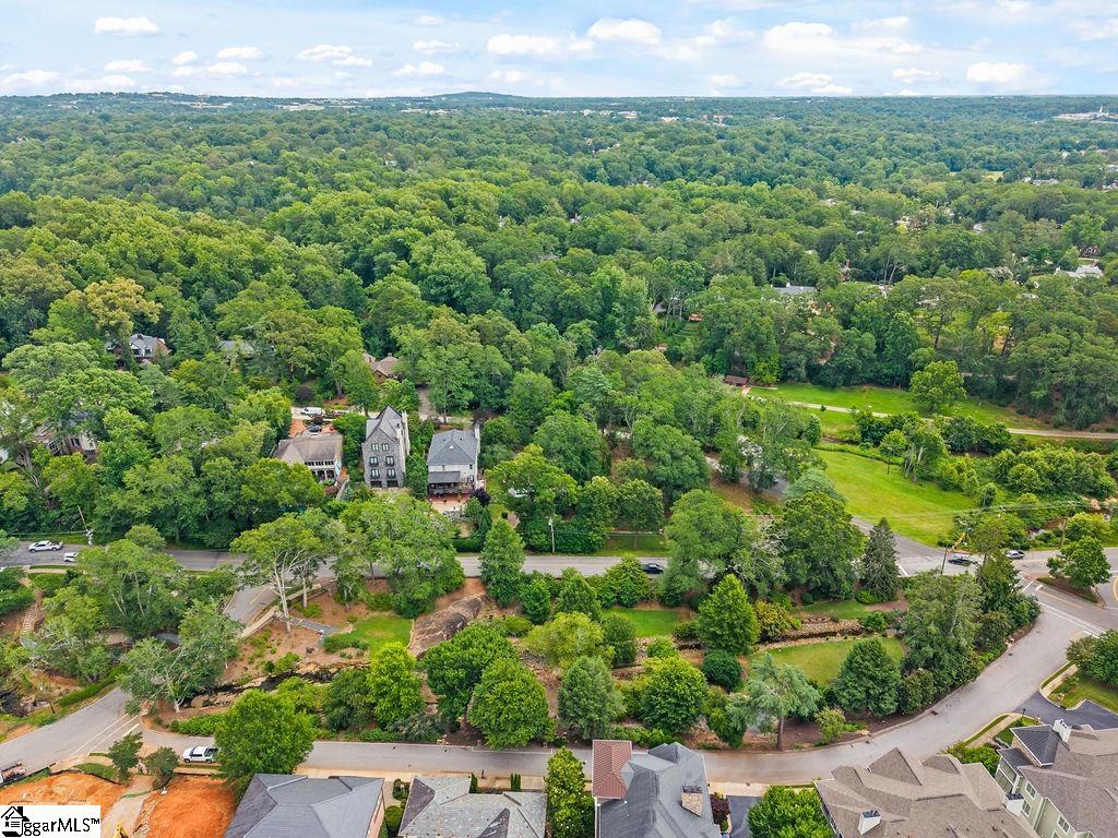 118 Ridgeland Drive Greenville, SC 29601
