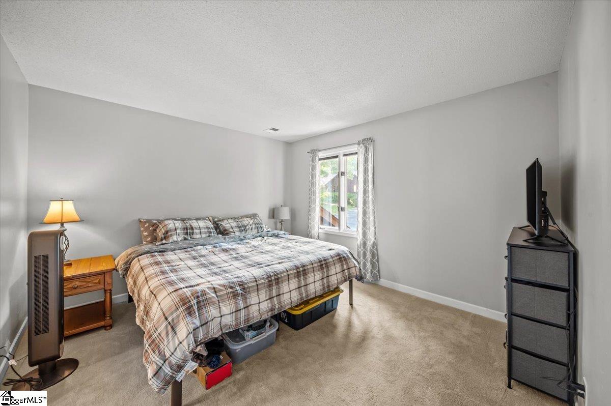 2 Creekside Way Greenville, SC 29609