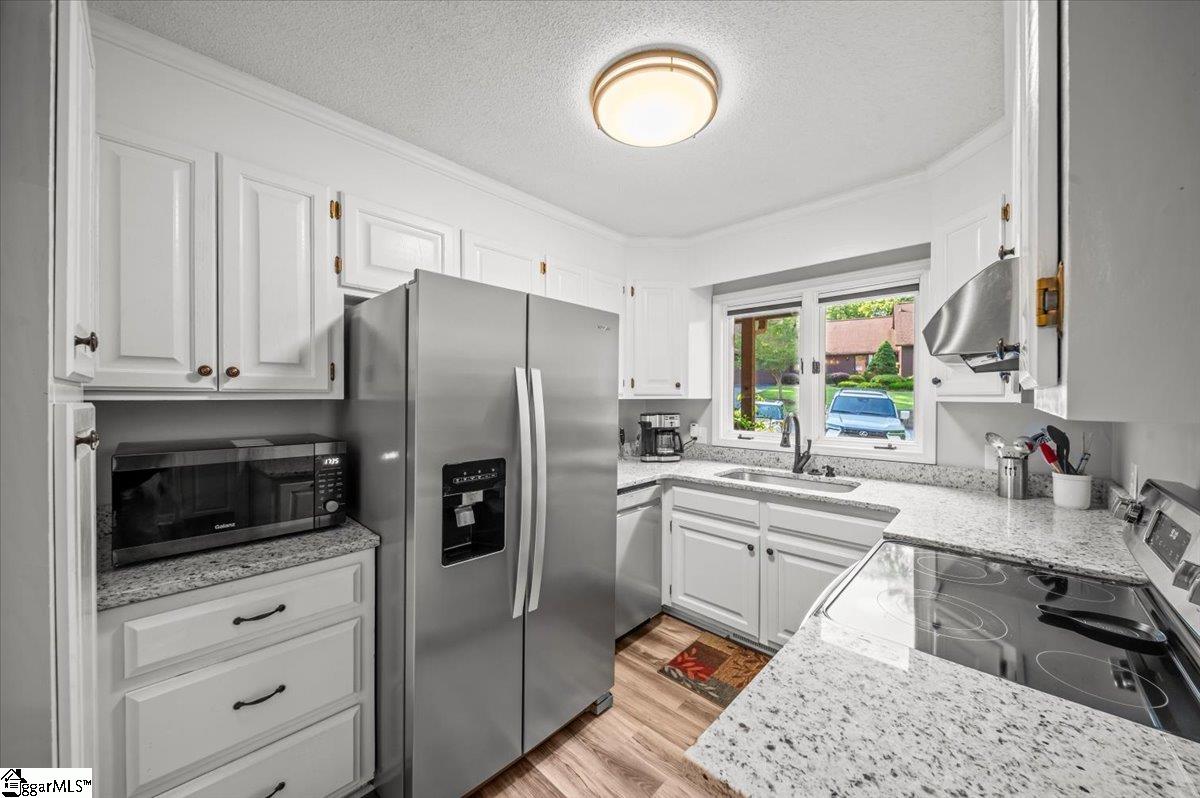 2 Creekside Way Greenville, SC 29609