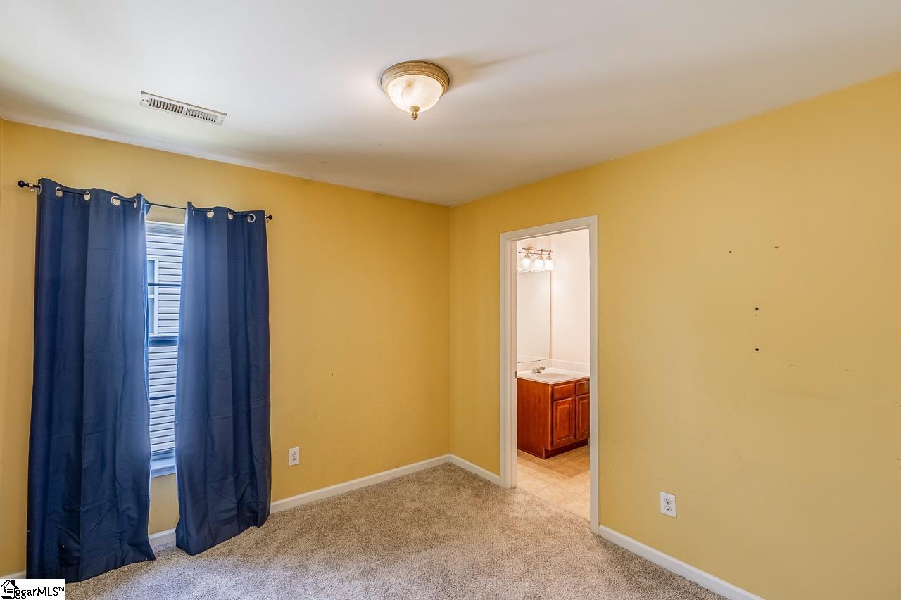 811 South Edisto River Drive Roebuck, SC 29376