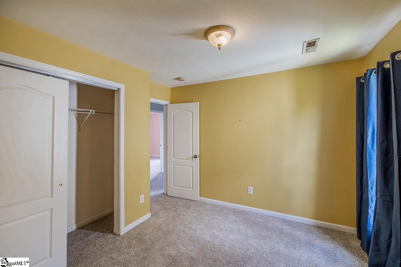 811 South Edisto River Drive Roebuck, SC 29376