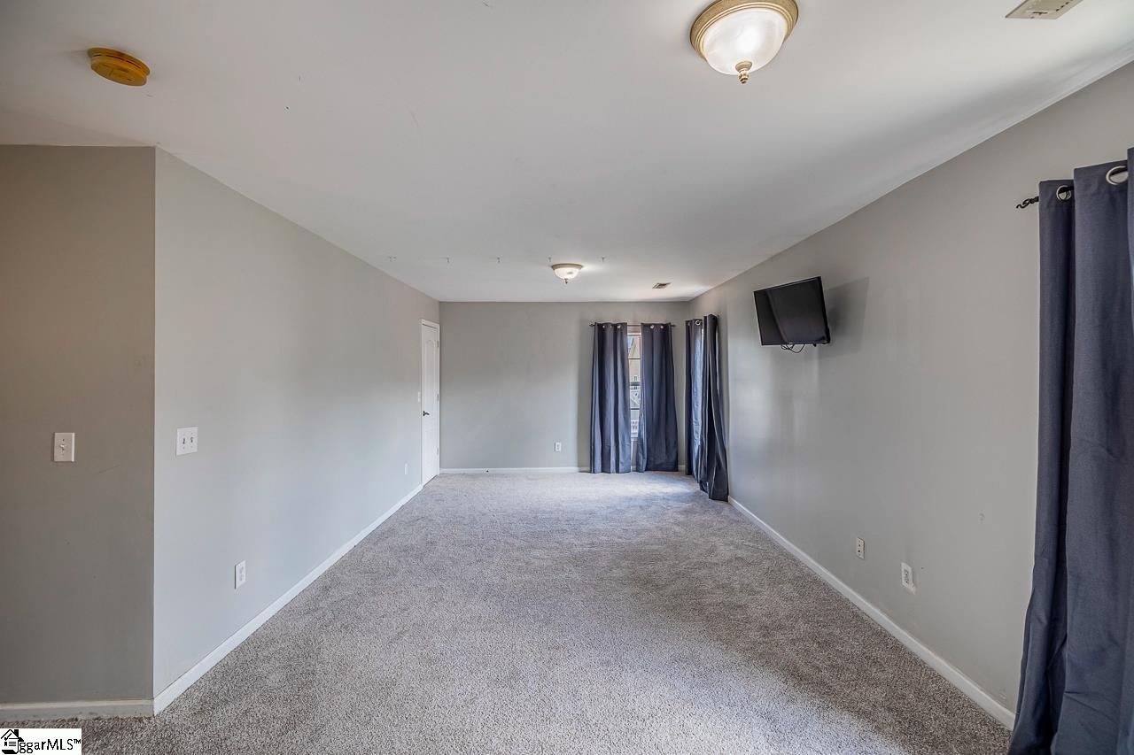 811 South Edisto River Drive Roebuck, SC 29376