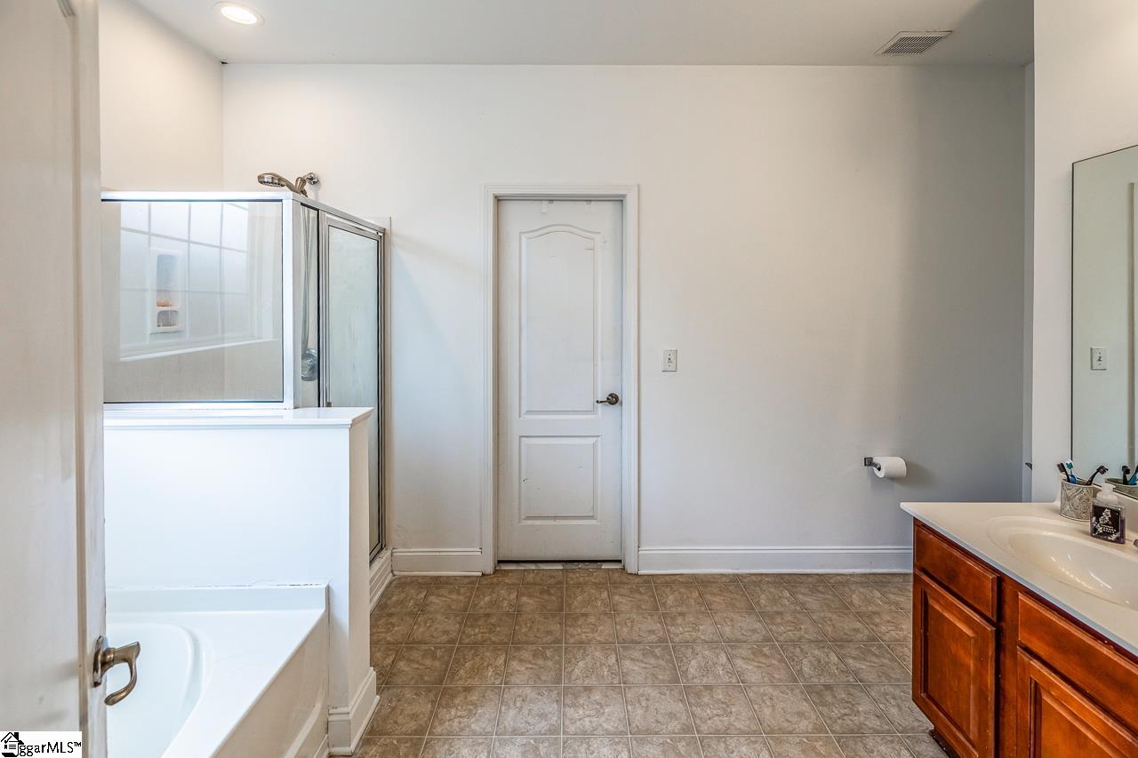 811 South Edisto River Drive Roebuck, SC 29376