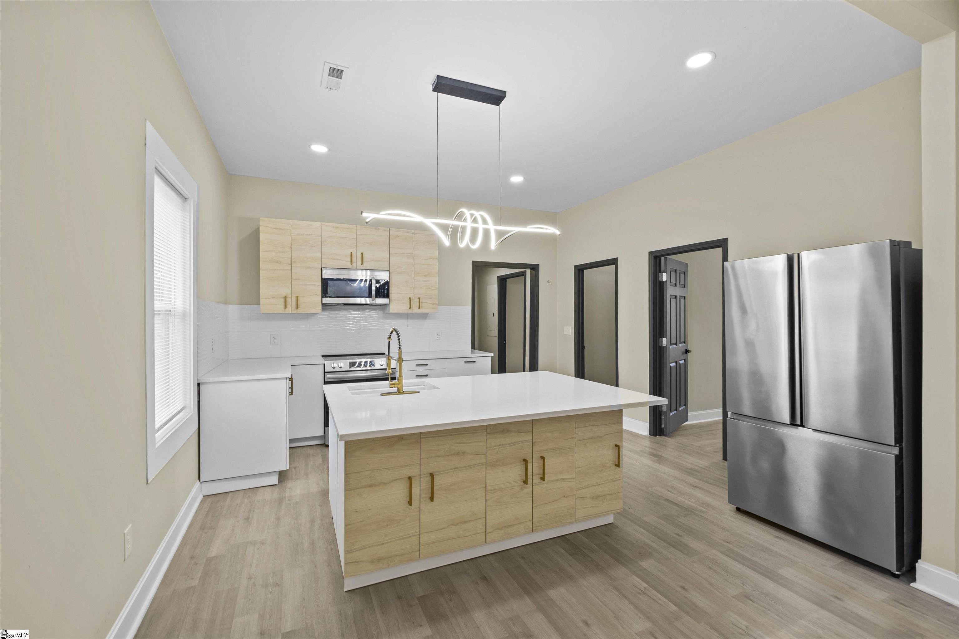 319 Tremont Avenue Greenville, SC 29605