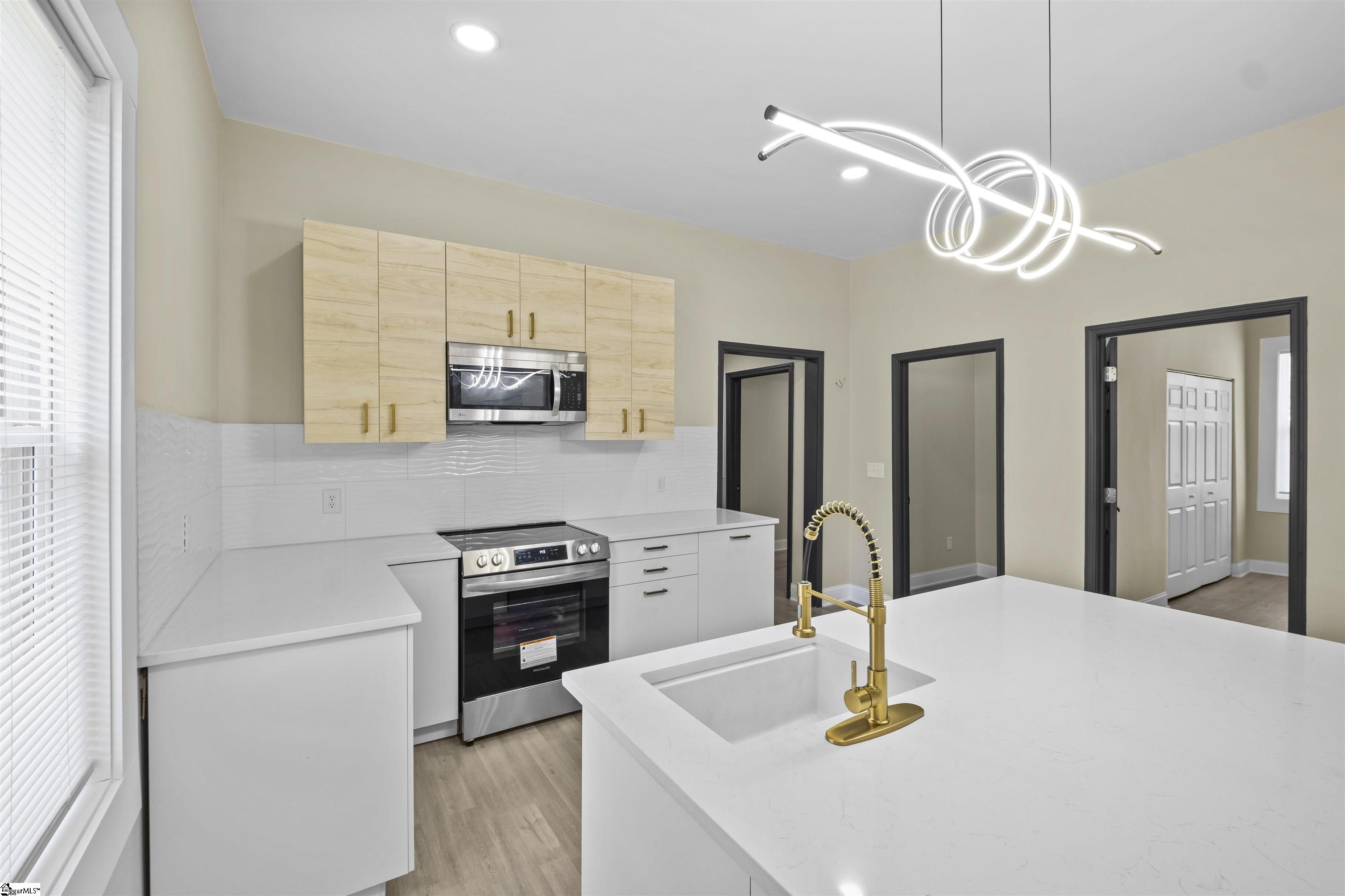 319 Tremont Avenue Greenville, SC 29605