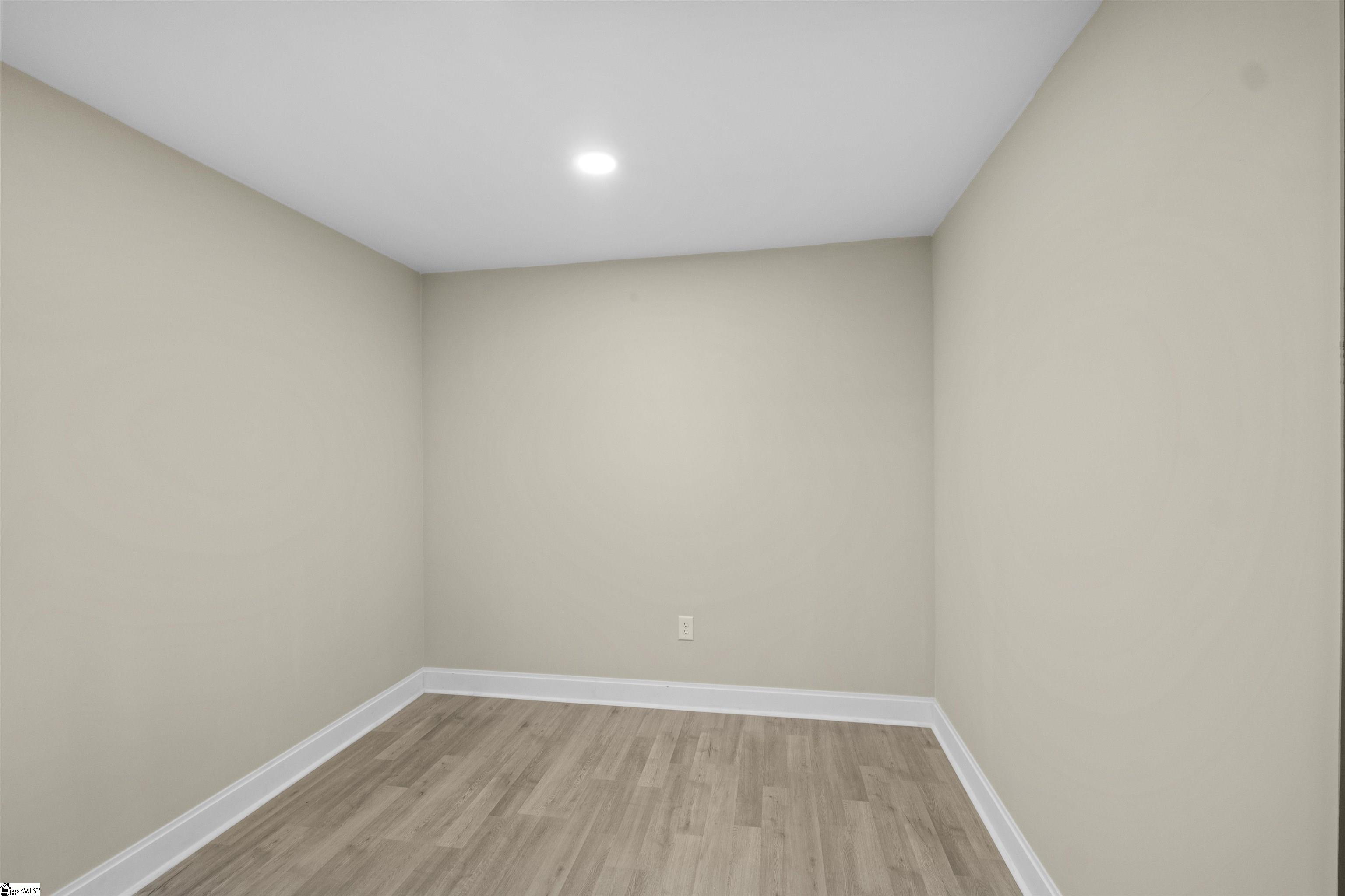 319 Tremont Avenue Greenville, SC 29605