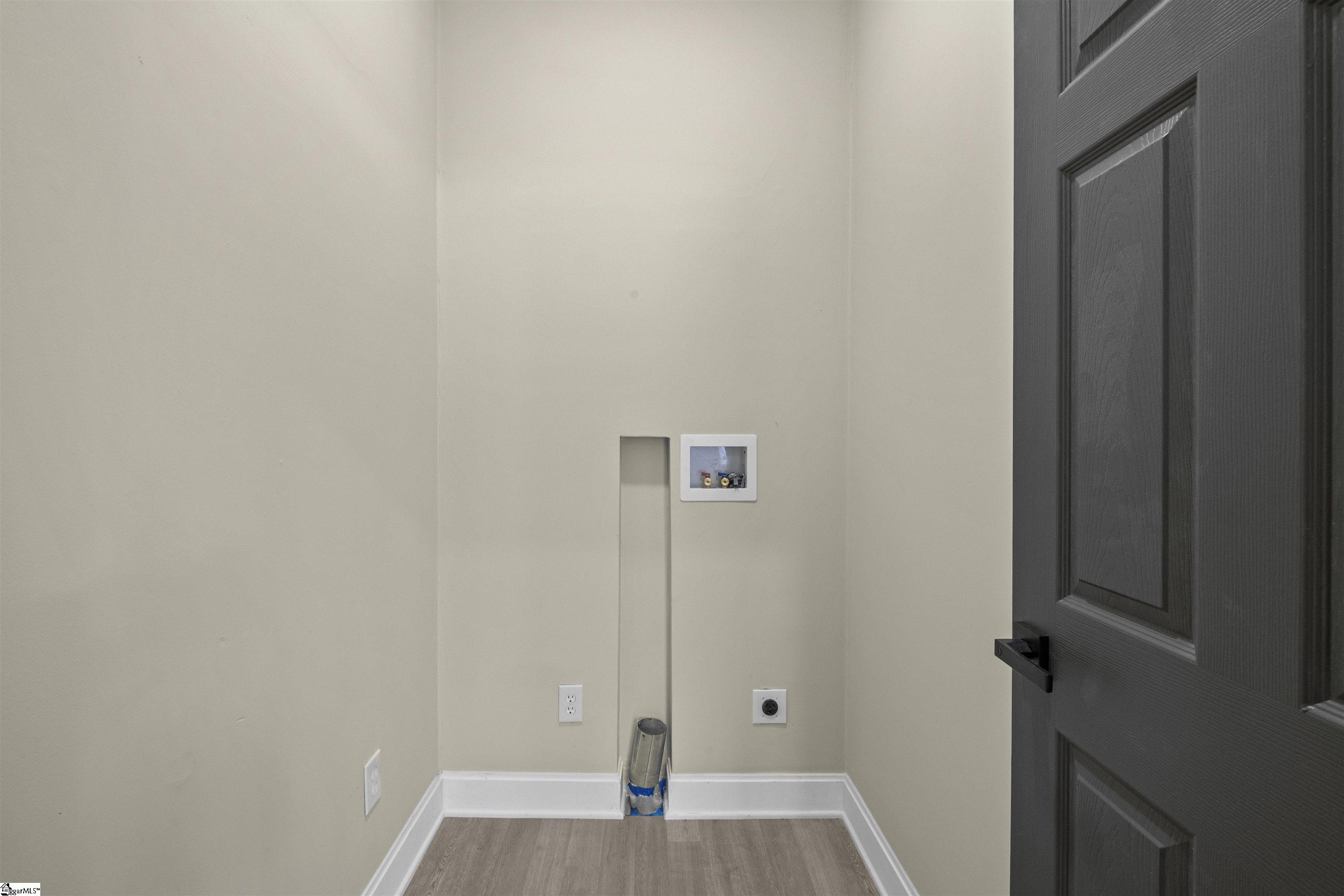 319 Tremont Avenue Greenville, SC 29605