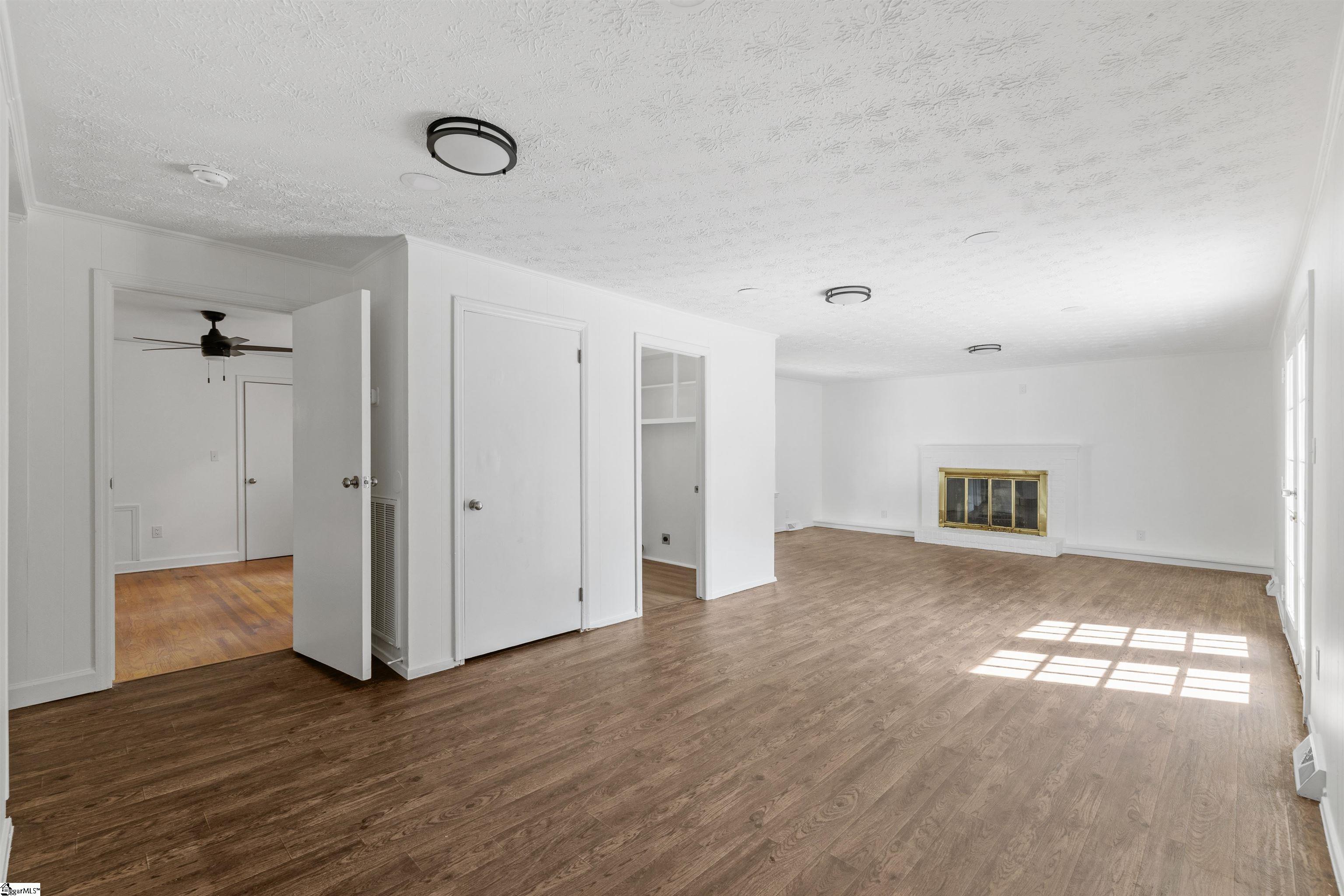 860 Beverly Road Greenville, SC 29609