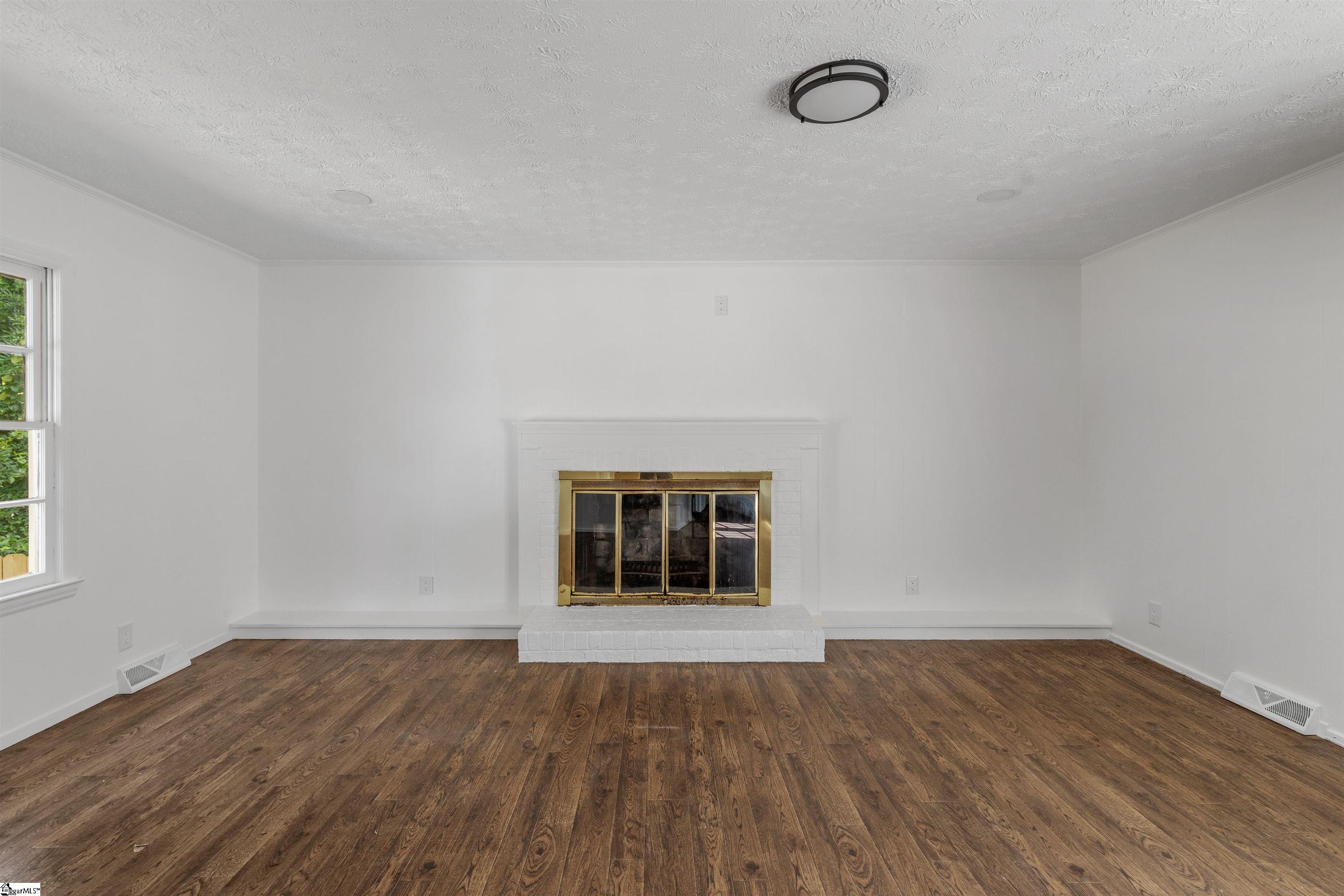 860 Beverly Road Greenville, SC 29609