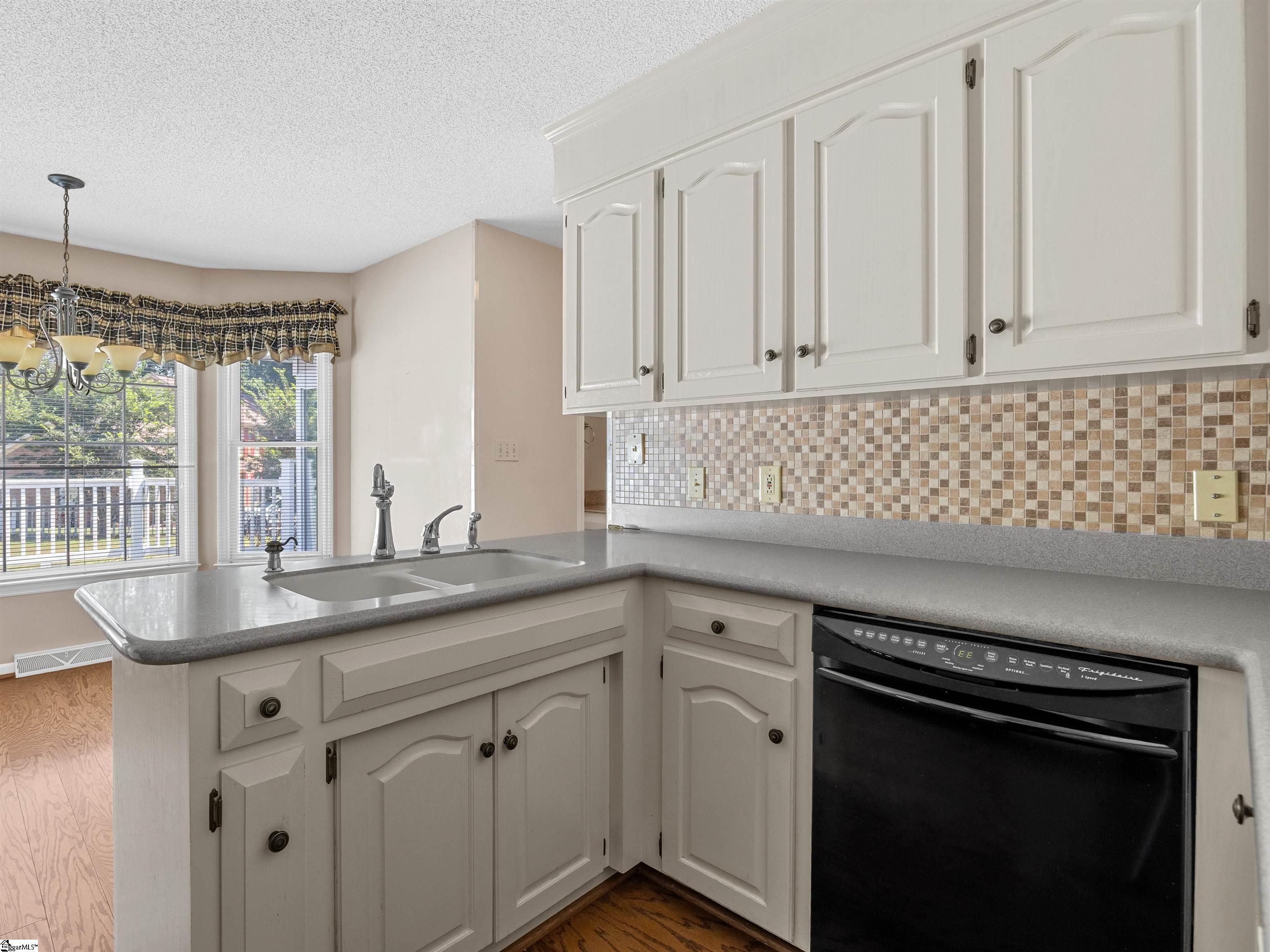 209 Thornhill Drive Spartanburg, SC 29301